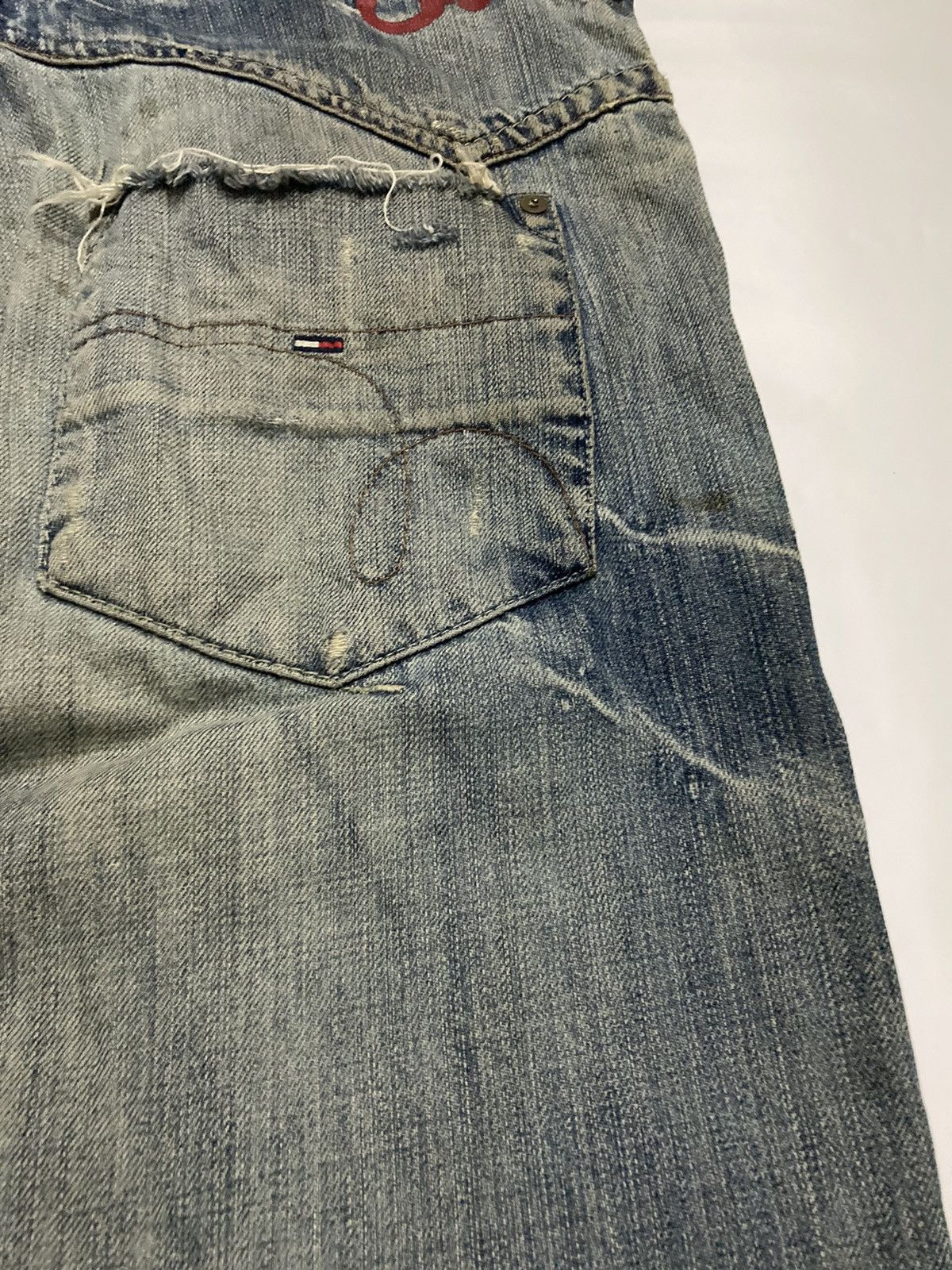 Tommy Hilfiger Denim Distressed Jeans - 13