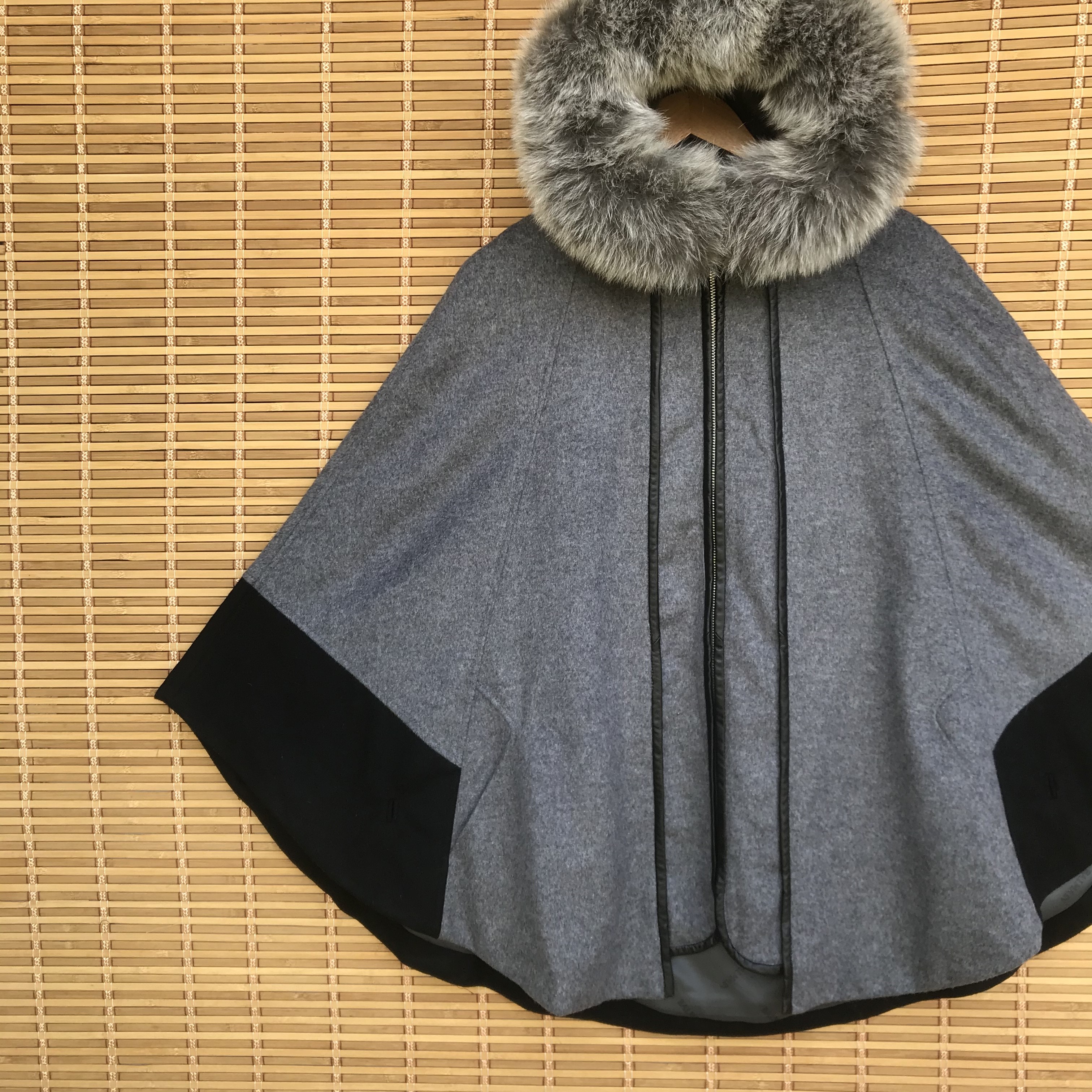 Balmain Cape Cloak Fashion Week Wool fur trimmed - 2