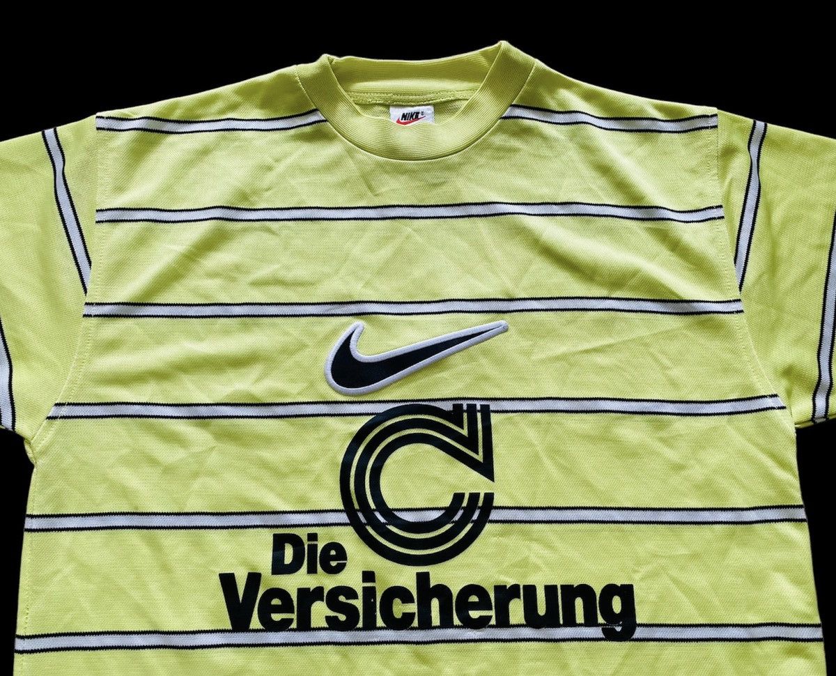 Nike orders Dortmund 96 Training Soccer Jersey