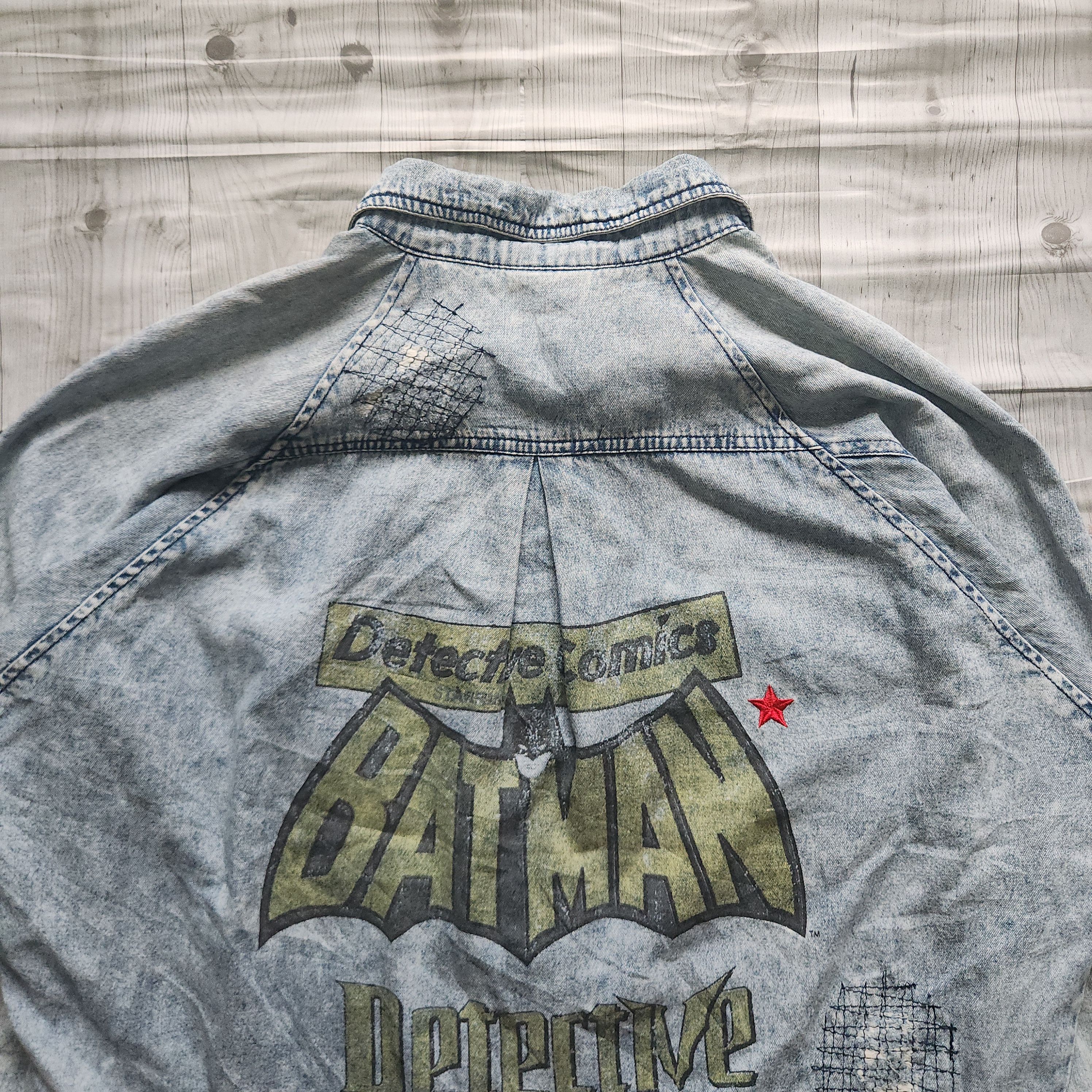 Distressed Denim - Batman X DC Comic X Hypen World Gallery Denim Jacket - 18