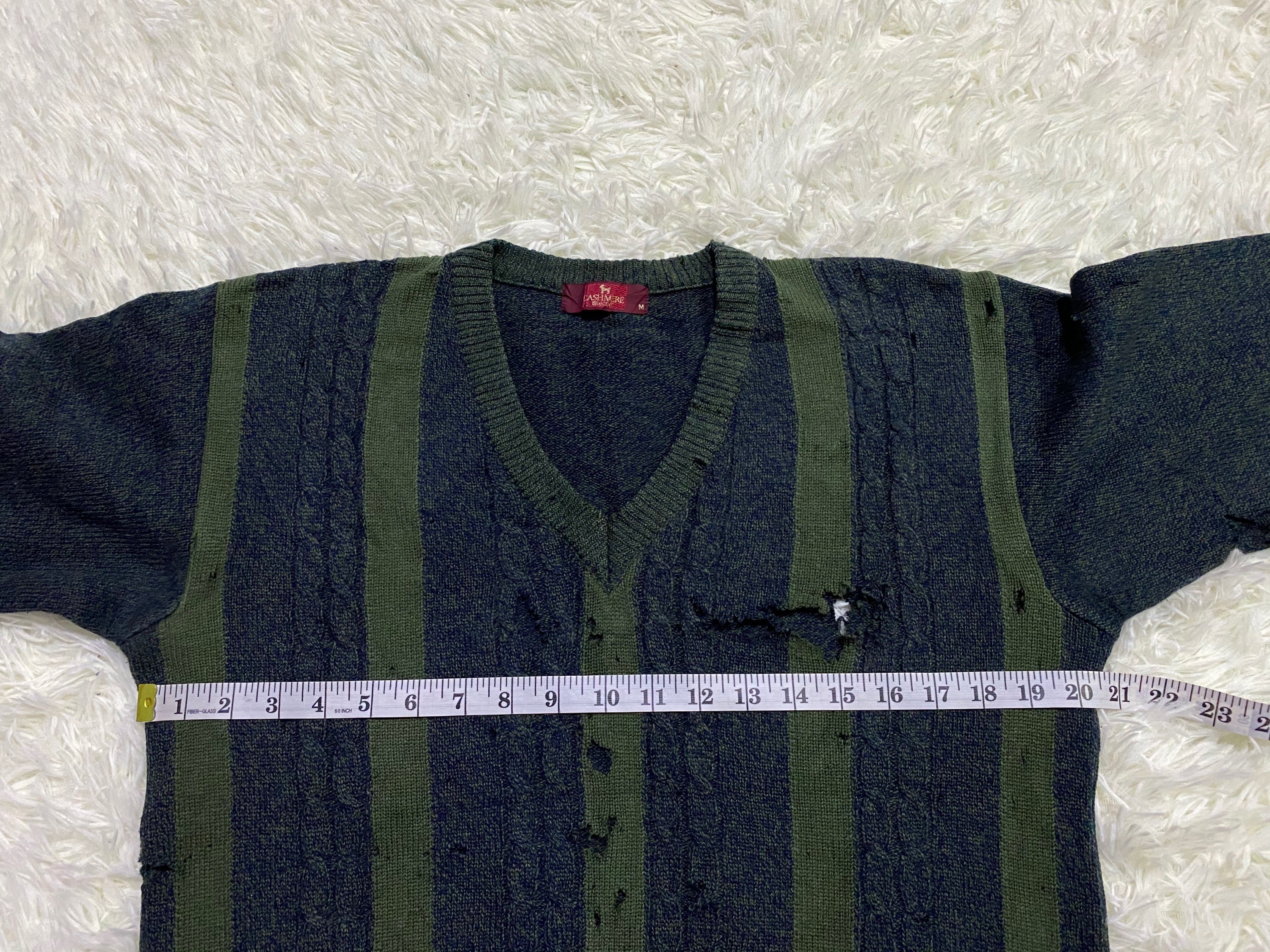 Coloured Cable Knit Sweater - Lecent Cashmere Ripped Sweater Grunge Style Made in Japan - 18