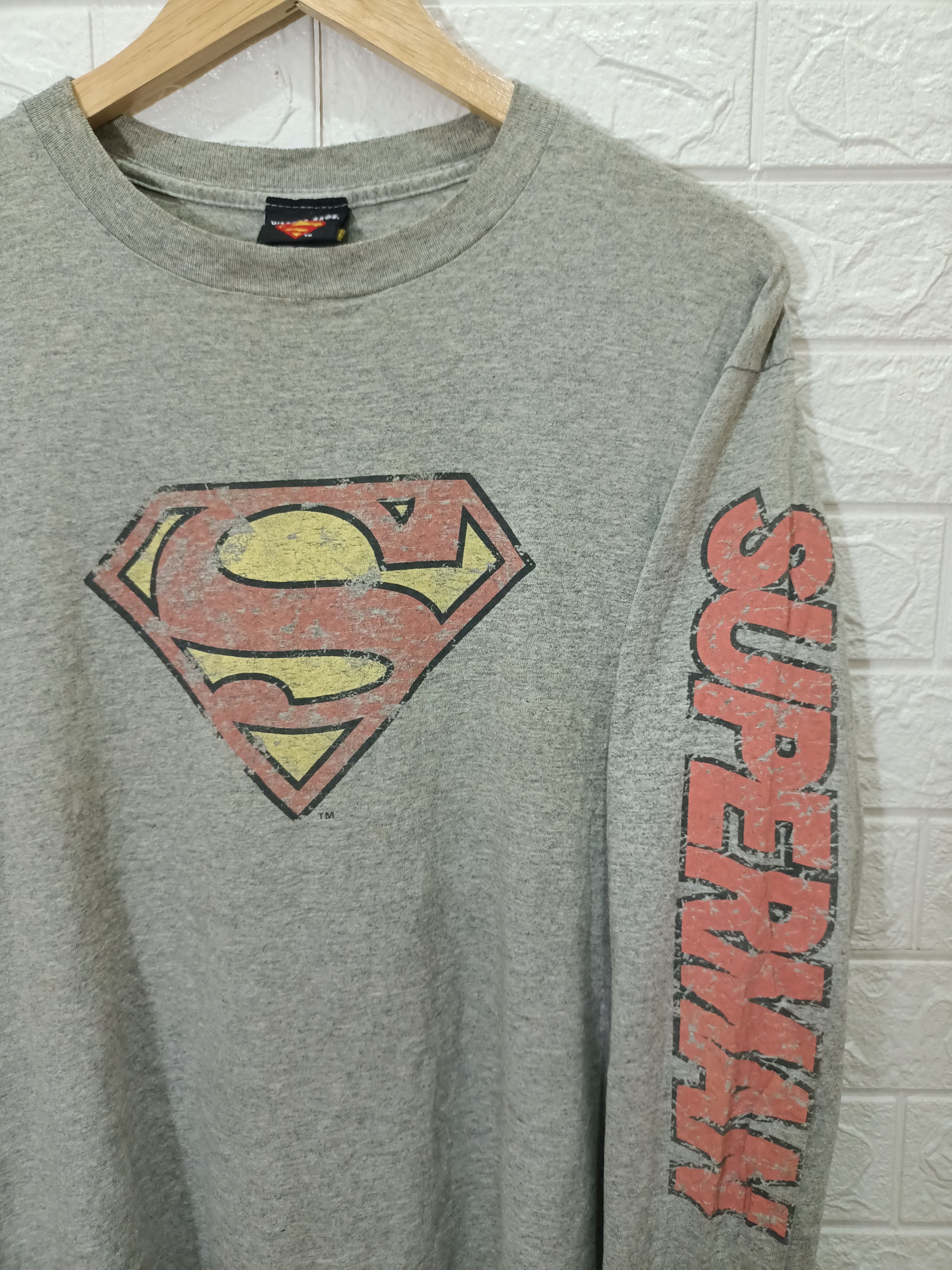 Vintage 2003 Superman Ripped Shredded Logo Spellout l/s Tee - 5
