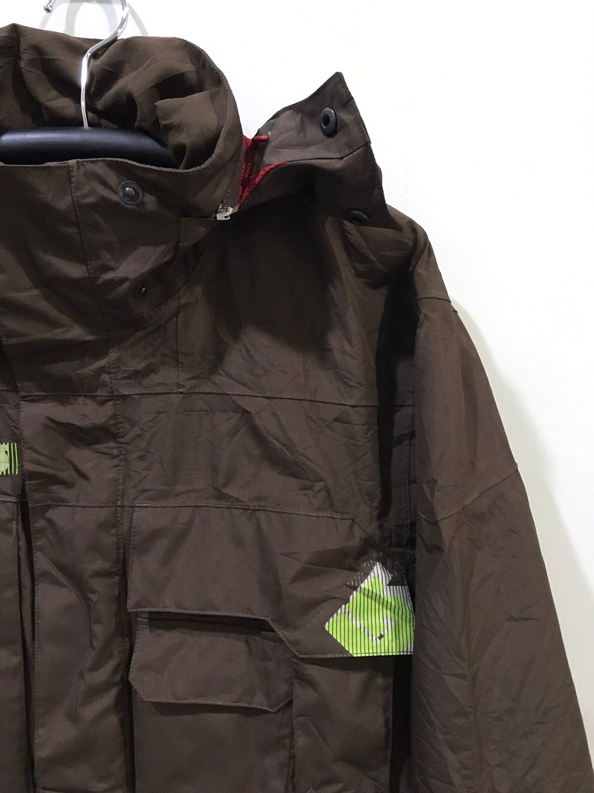 BURTON Multipockets Hoodie Ski Jacket Hiroki Nakamura Era - 3