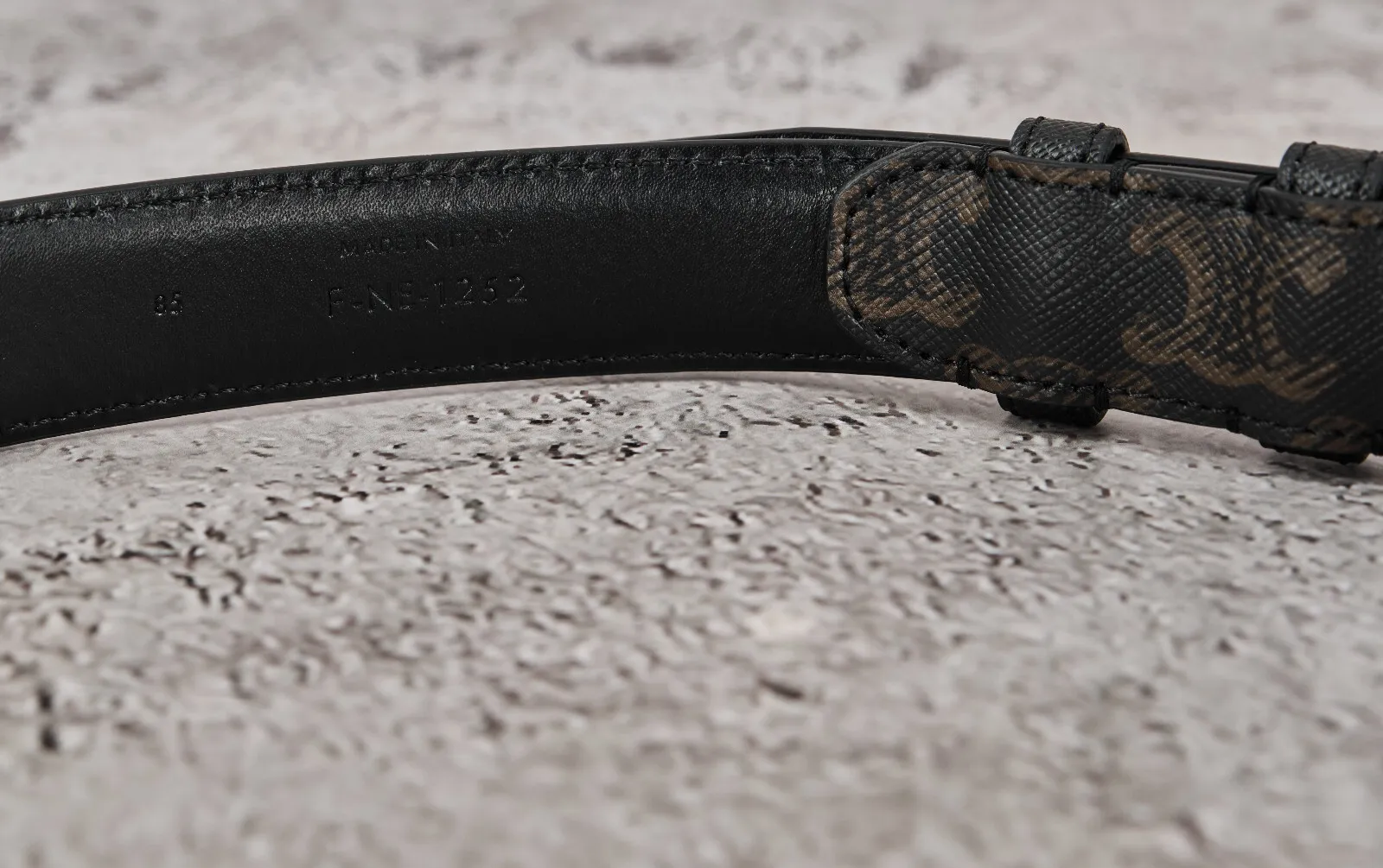 Brand New In Box Celine Medium Black Triomphe Belt in Triomphe Canvas 85, 650$ - 11