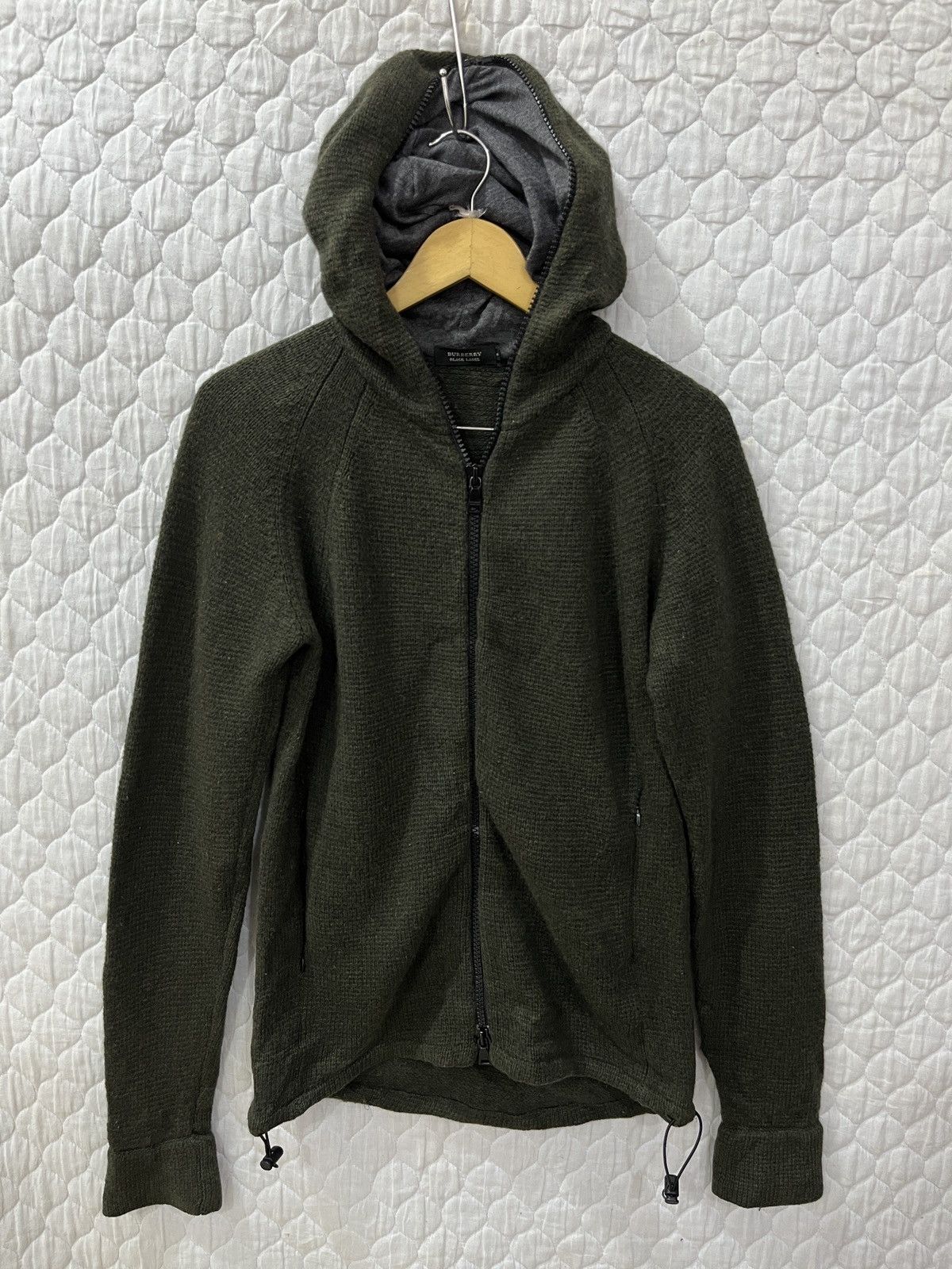 (Wwww)🔥🔥HYPE BURBERRY BLACK LABEL HOODIE FULL ZIPPER JACKET - 1