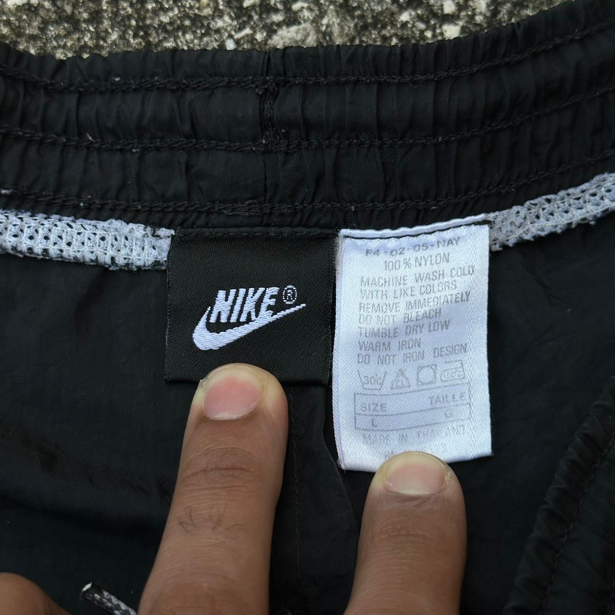 Vintage Nike ACG Pattern Nylon Shorts Large - 9