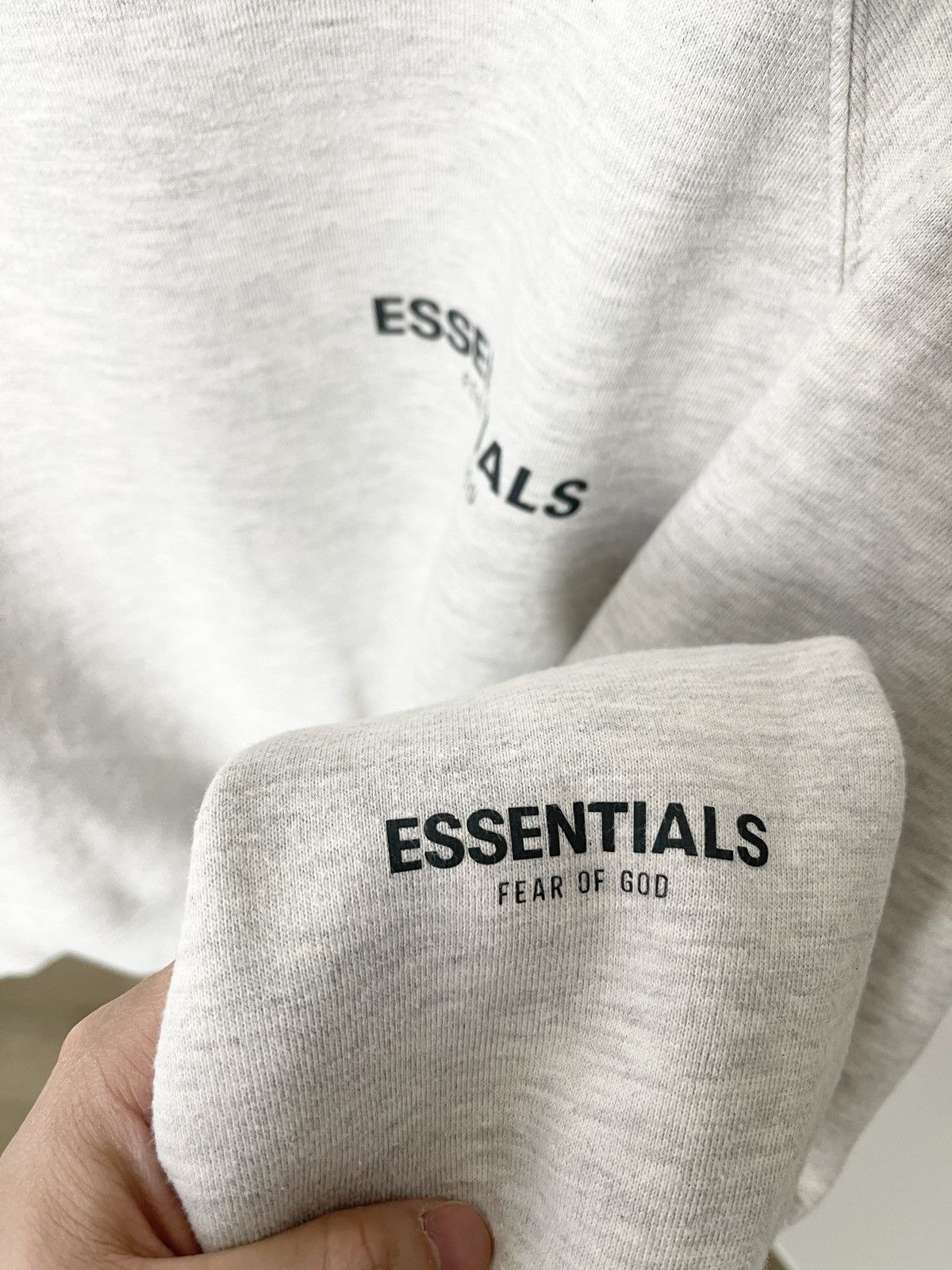 STEAL! Essentials OG Relexed Fit Logo Sweatshirt - 3