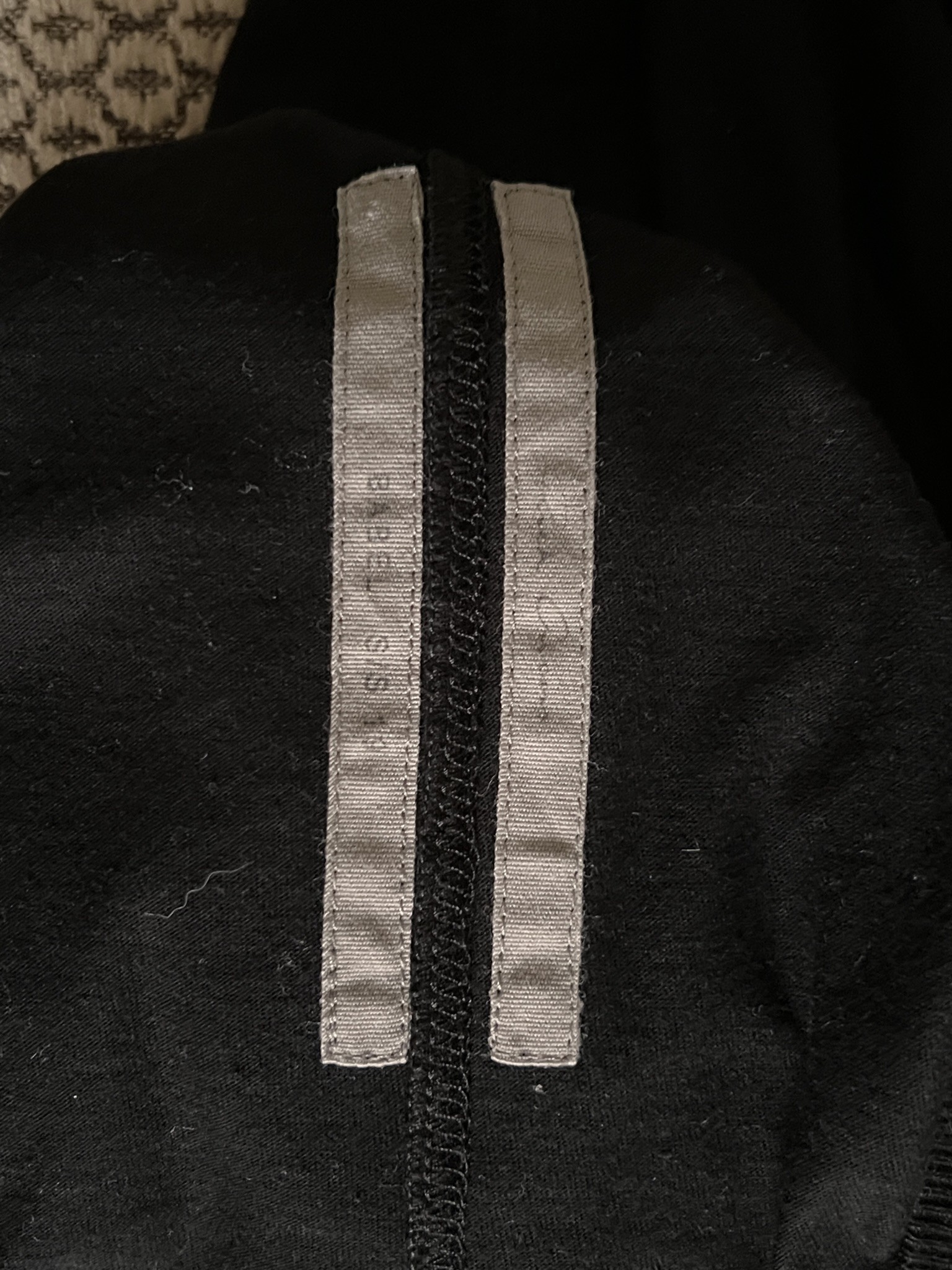 RIVETED LEVEL TEE - 11