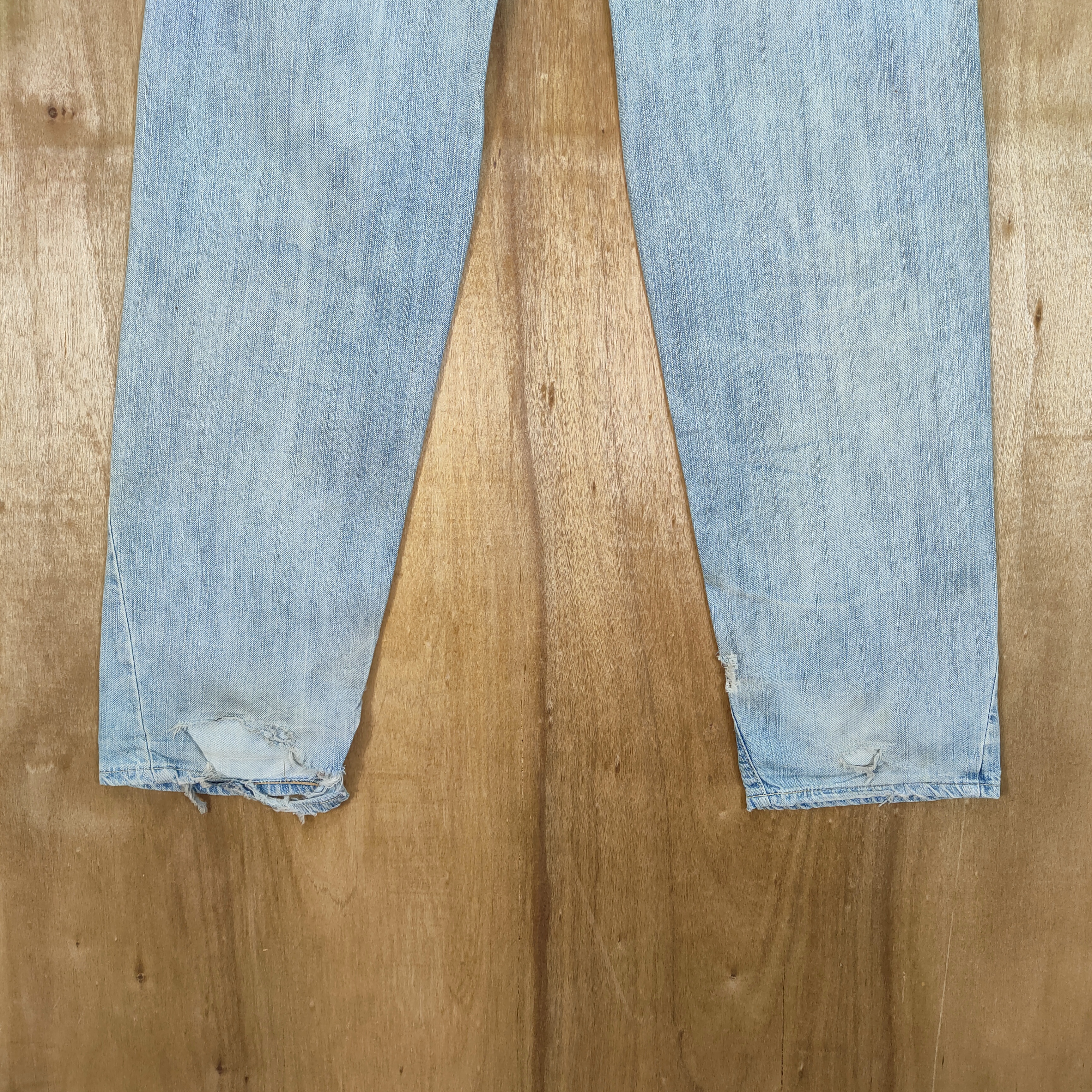 Edwin - EDWIN FADED LIGHT BLUE DISTRESS KNEE LOWRISE JEANS PANTS - 9