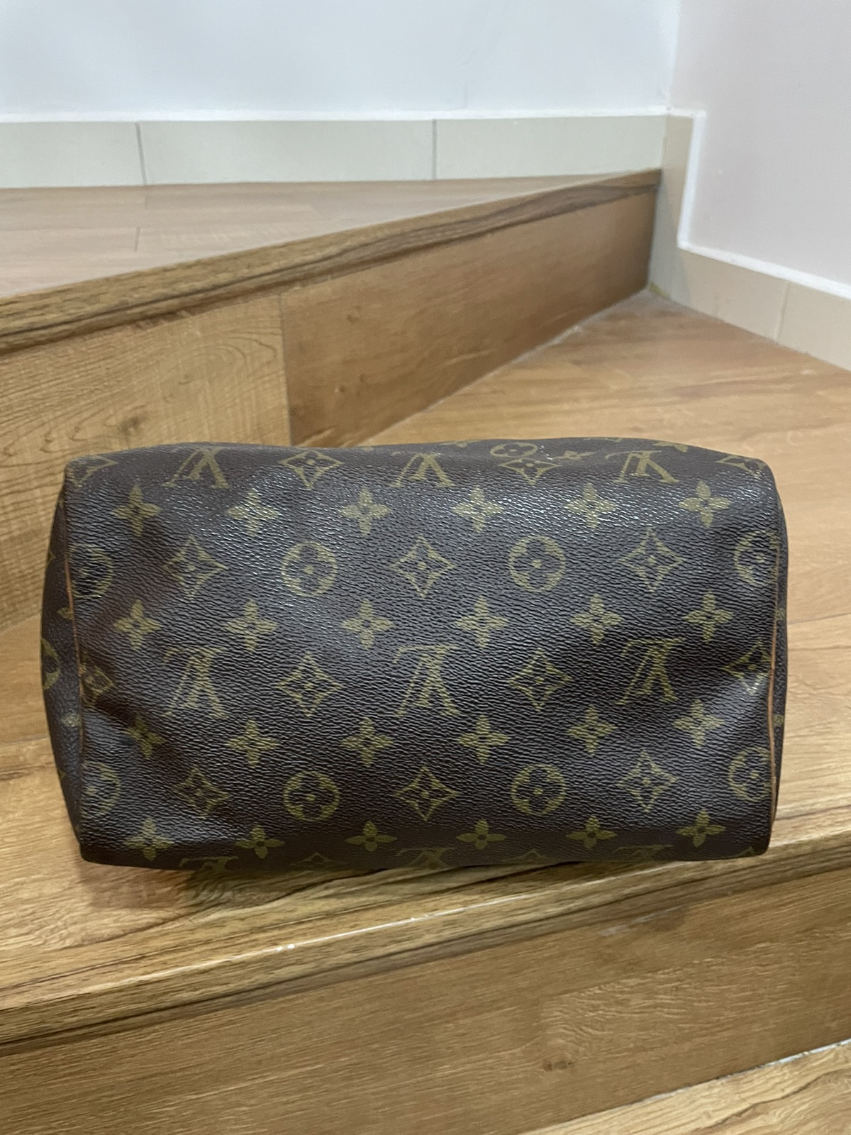 Authentic LOUIS VUITTON Speedy 25 - 10