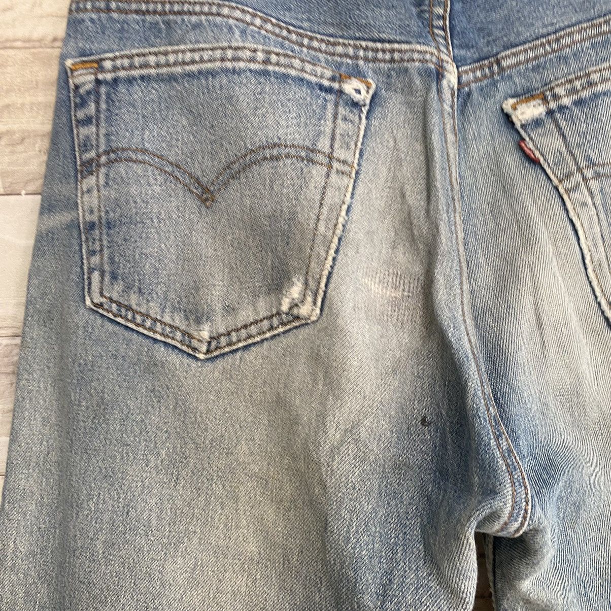 Vintage 80s Levis 501 Distressed Faded Jeans 31x32 - 12