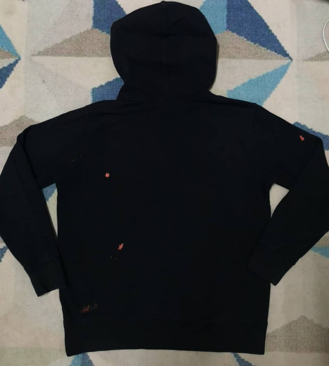 Kaws - /kaws/uniqlo hoodie - 2