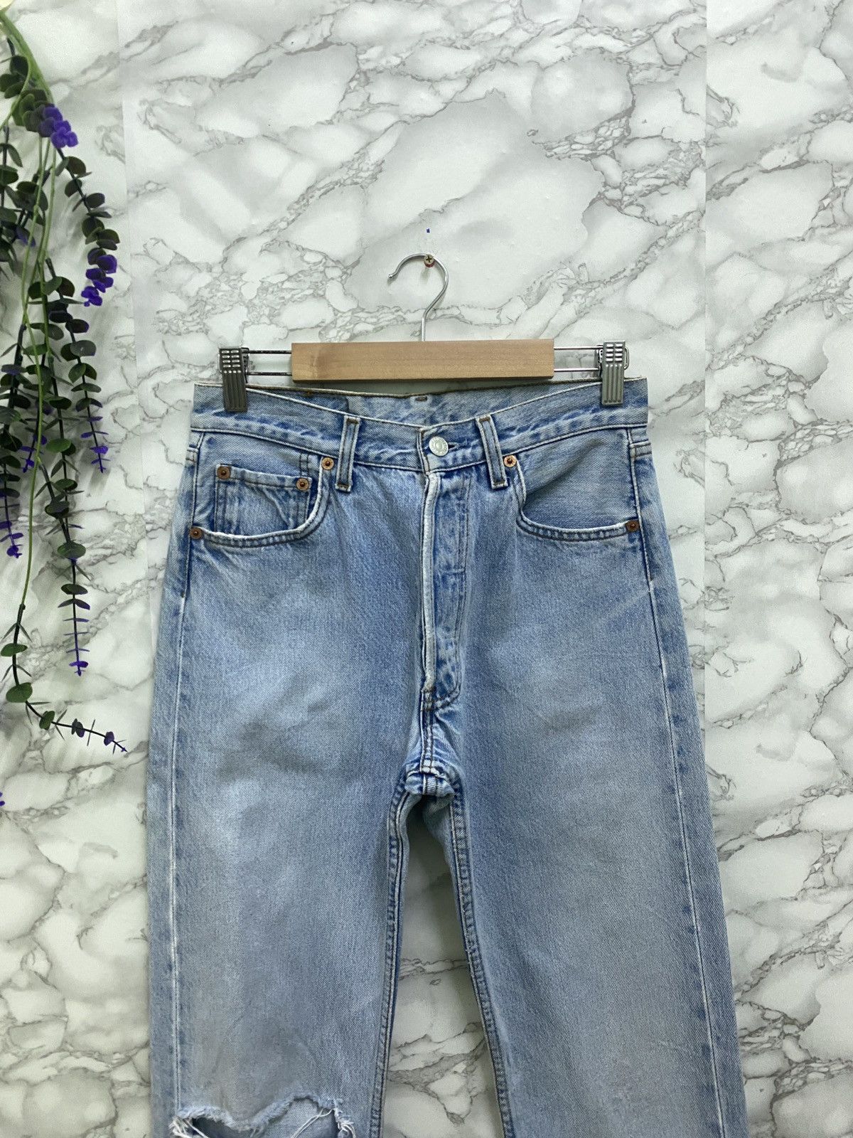 Vintage 90s Levis 501 Light Wash Distressed DenimJeans - 3