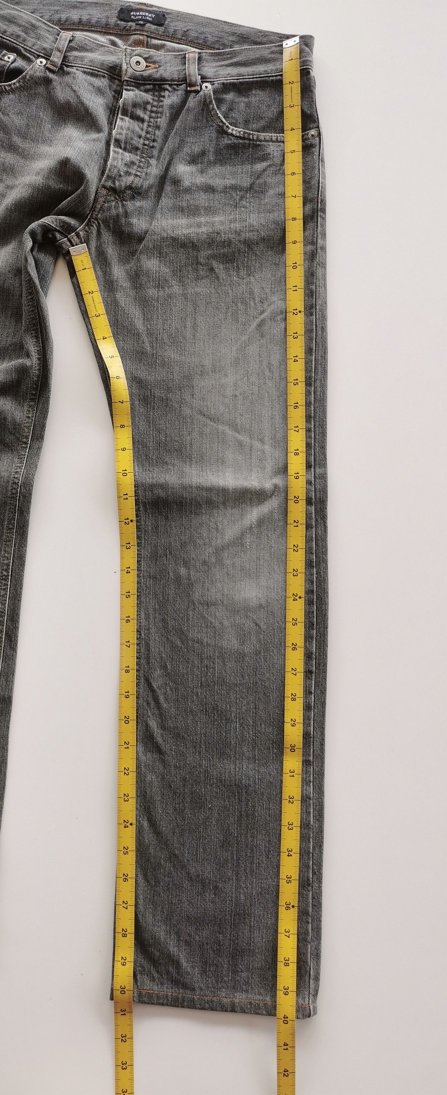 Burberry Black Denim Jeans - 13