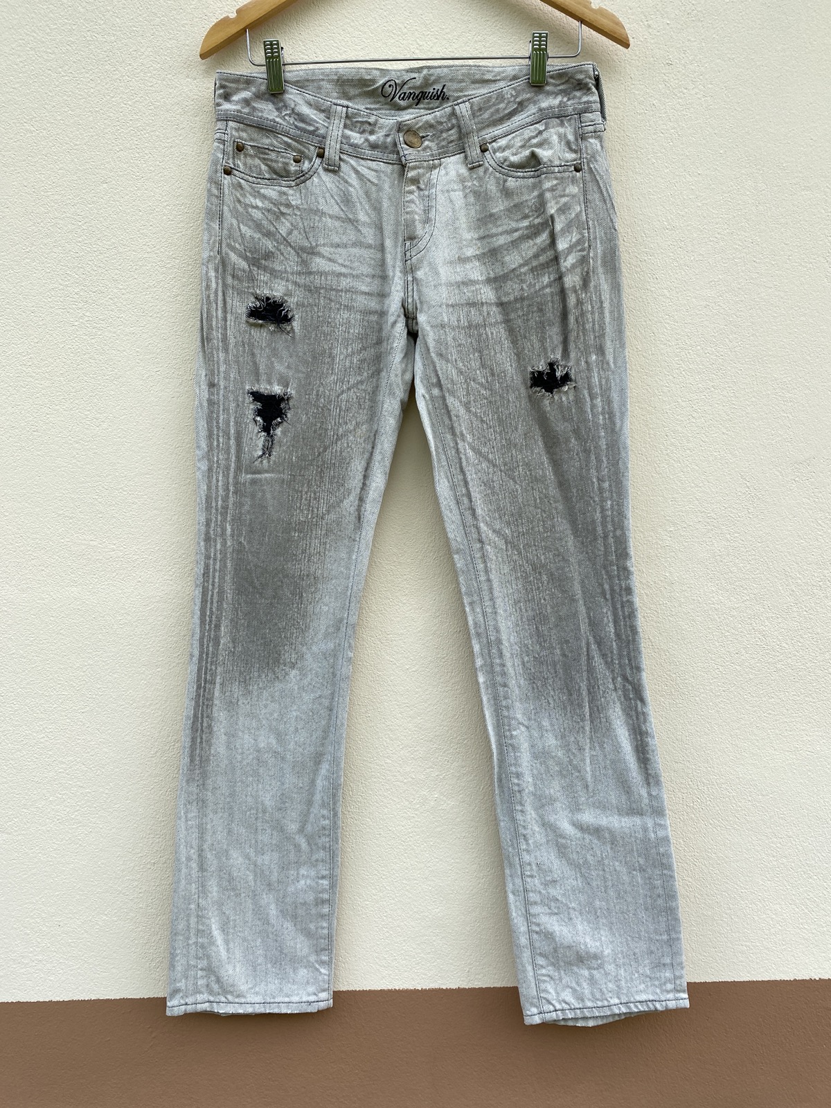 Vanquish - VANQUISH Distressed Painter Jeans - 1