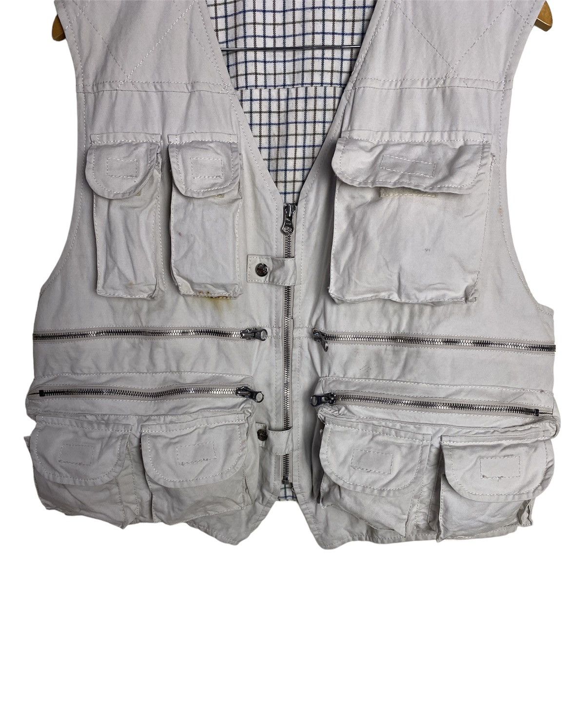 Archival 90’s Tactical Utility Multipocket Cameraman Vest - 3