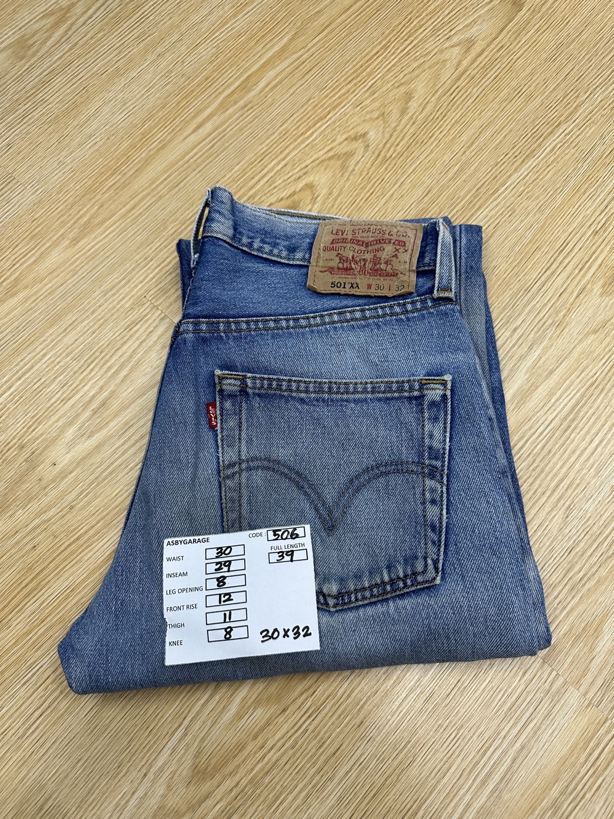 Levi's VIntage Levis 501XX Colombia Distressed Denim(J506