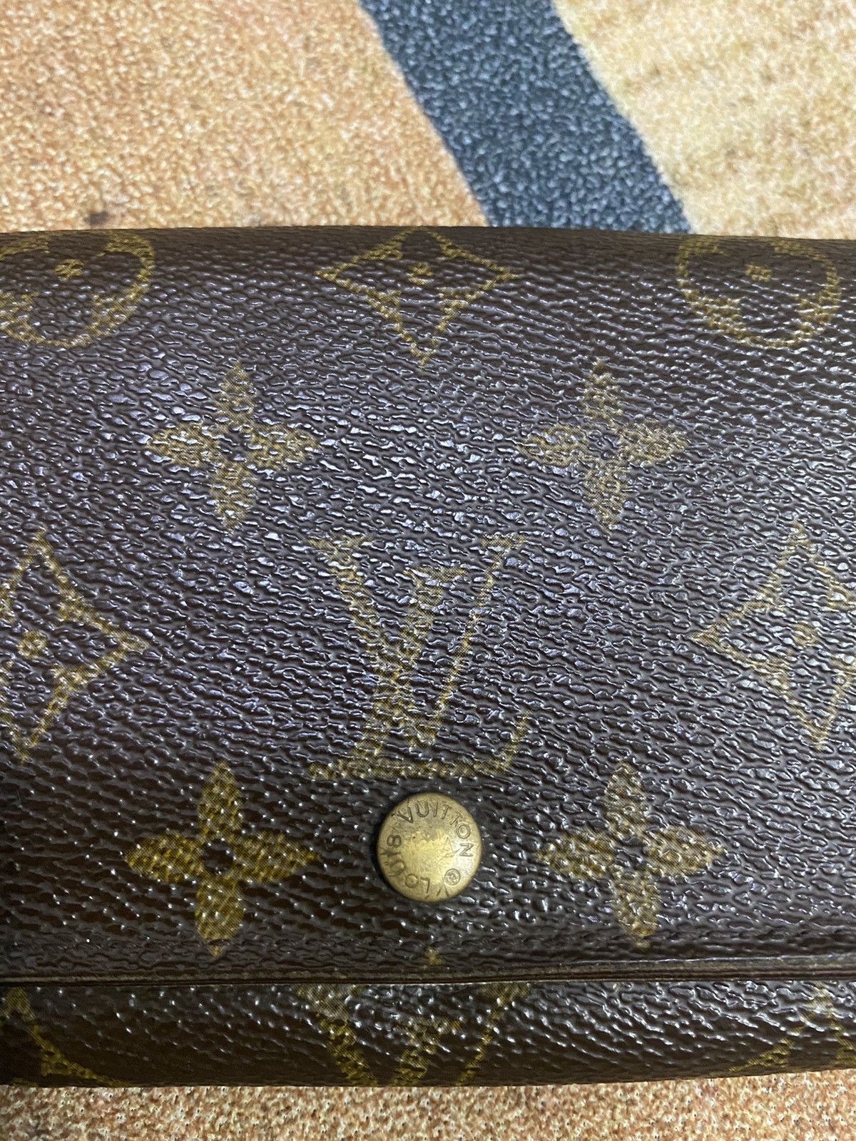 Authentic Vintage Louis Vuitton Wallet - 3