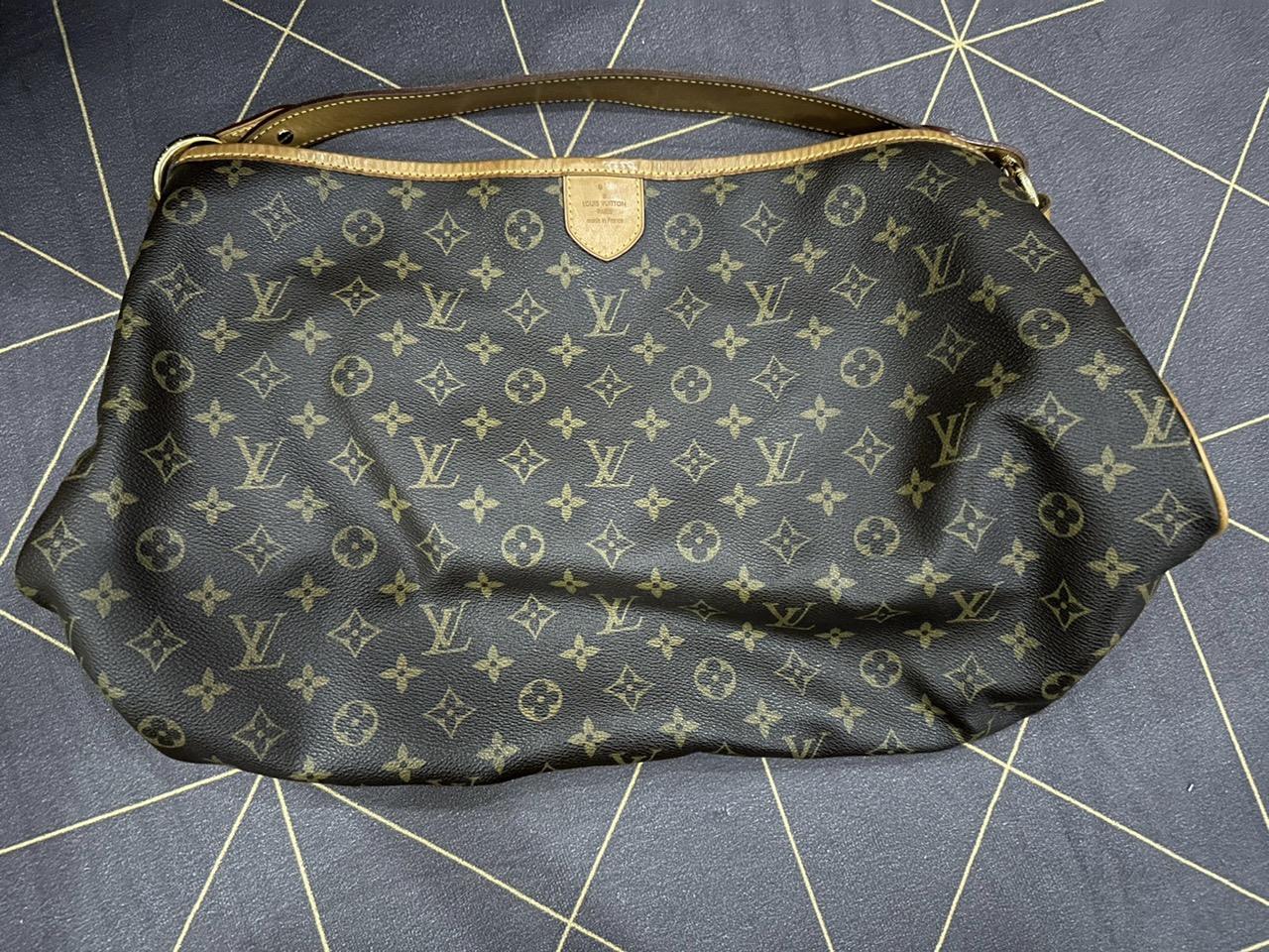 Authentic LOUIS VUITTON Delightfull MM - 20