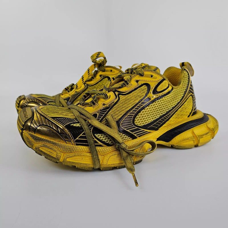 Balenciaga 3XL Yellow/Black Low Top Sneakers New - 1