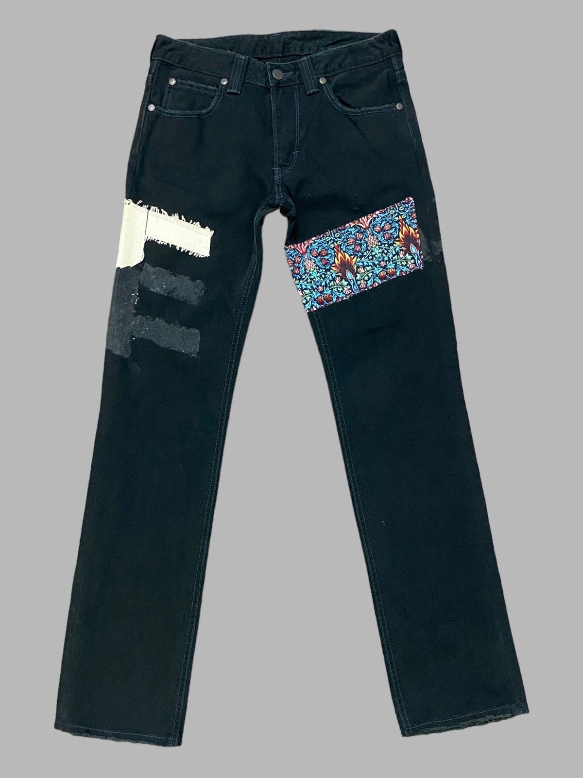 Vintage LEE PATCHES DISTRESSED DENIM - 1