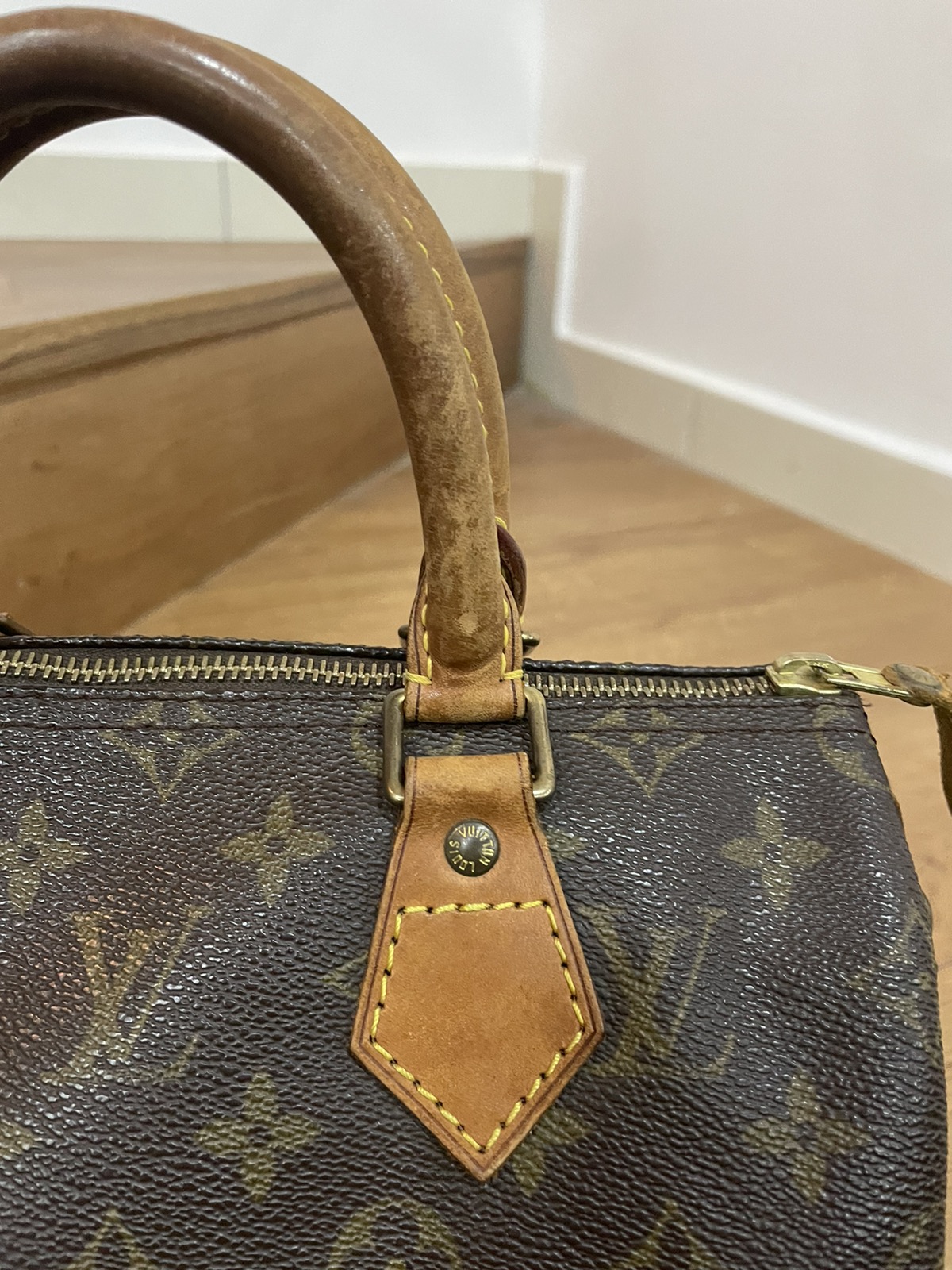 Authentic LOUIS VUITTON Speedy 25 - 16