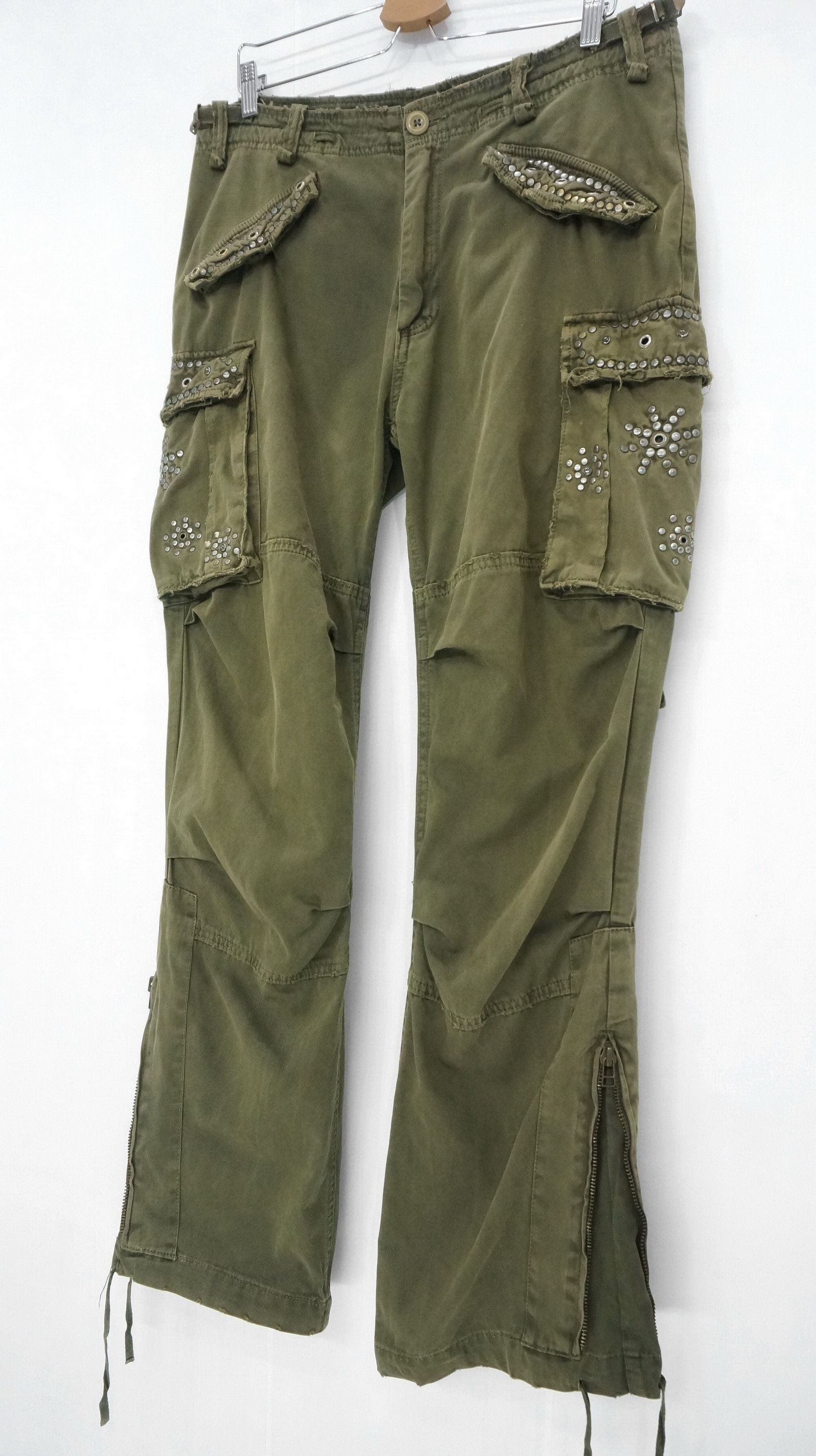 Vintage🔥 MANGROVE Japan Distressed Studded Cargo Pant - 5