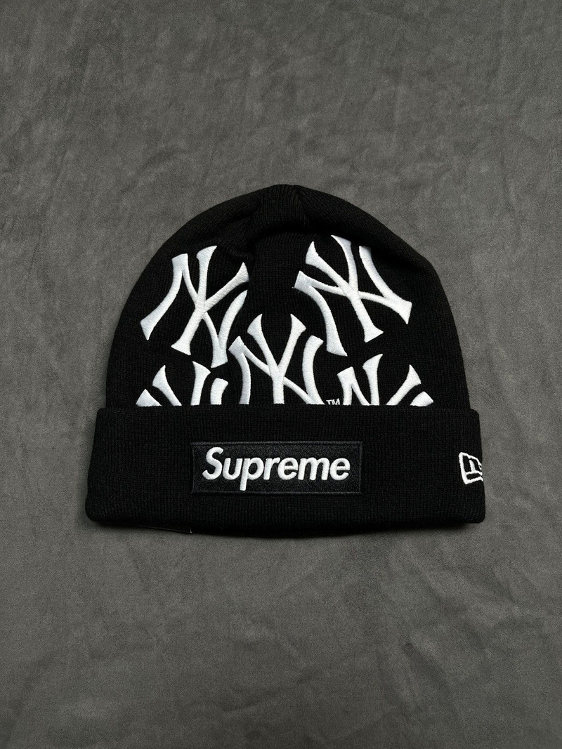 Rare FW21 Supreme New York Yankees New Era Box Logo Beanie - 1