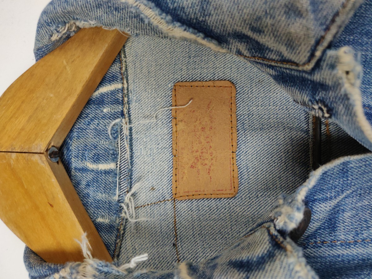 Distressed Trucker Denim Jeans Jacket - 4