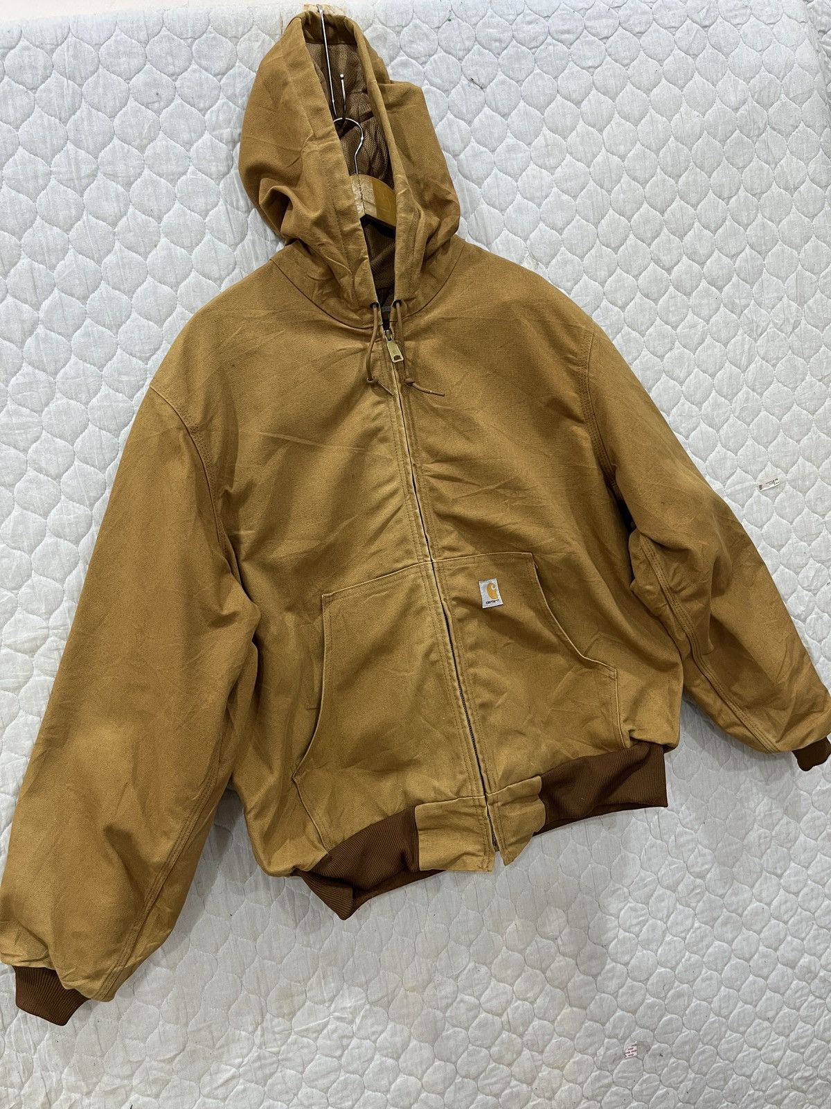 Vintage - (Uu). CARHARTT IRR UFCW DUCK CANVAS HOODIE JACKET - 3