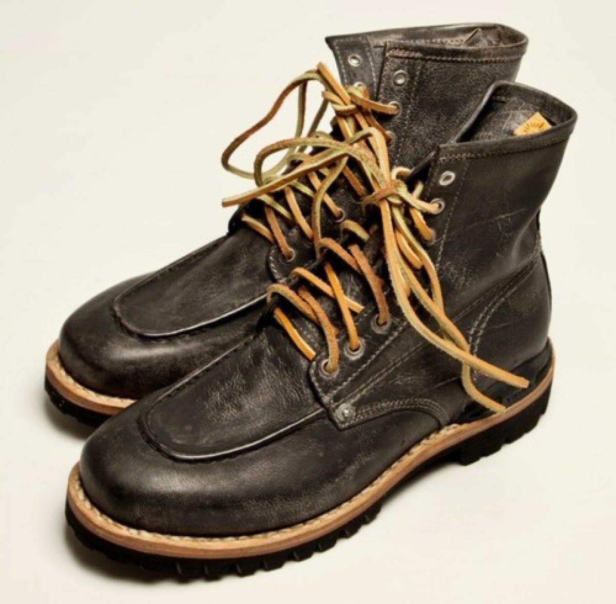 Vanguard boots - 1