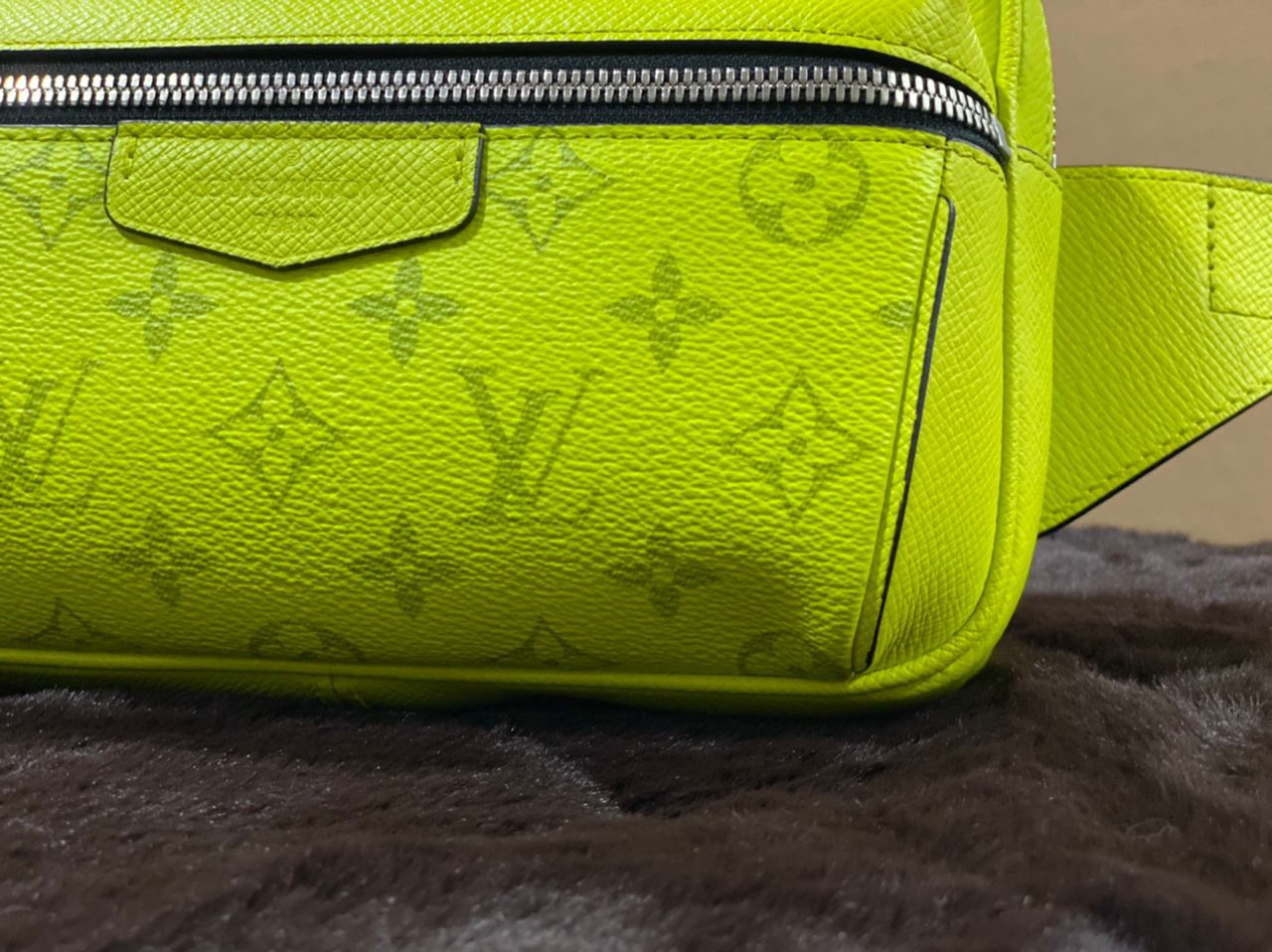 Authentic LOUIS VUITTON Taiga lama Monogram Bumbag - 4