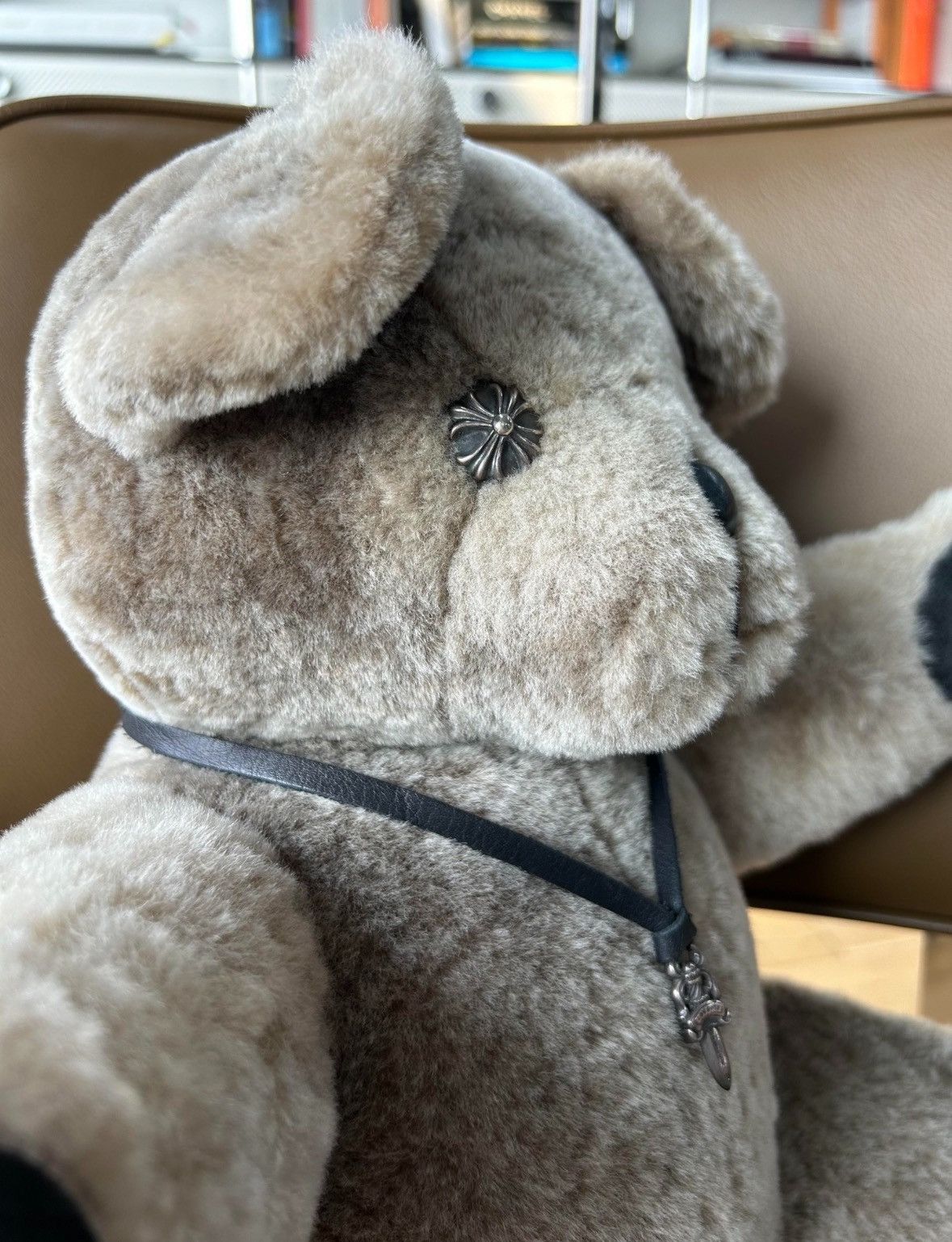 Teddy bear with leather dagger necklace - 6