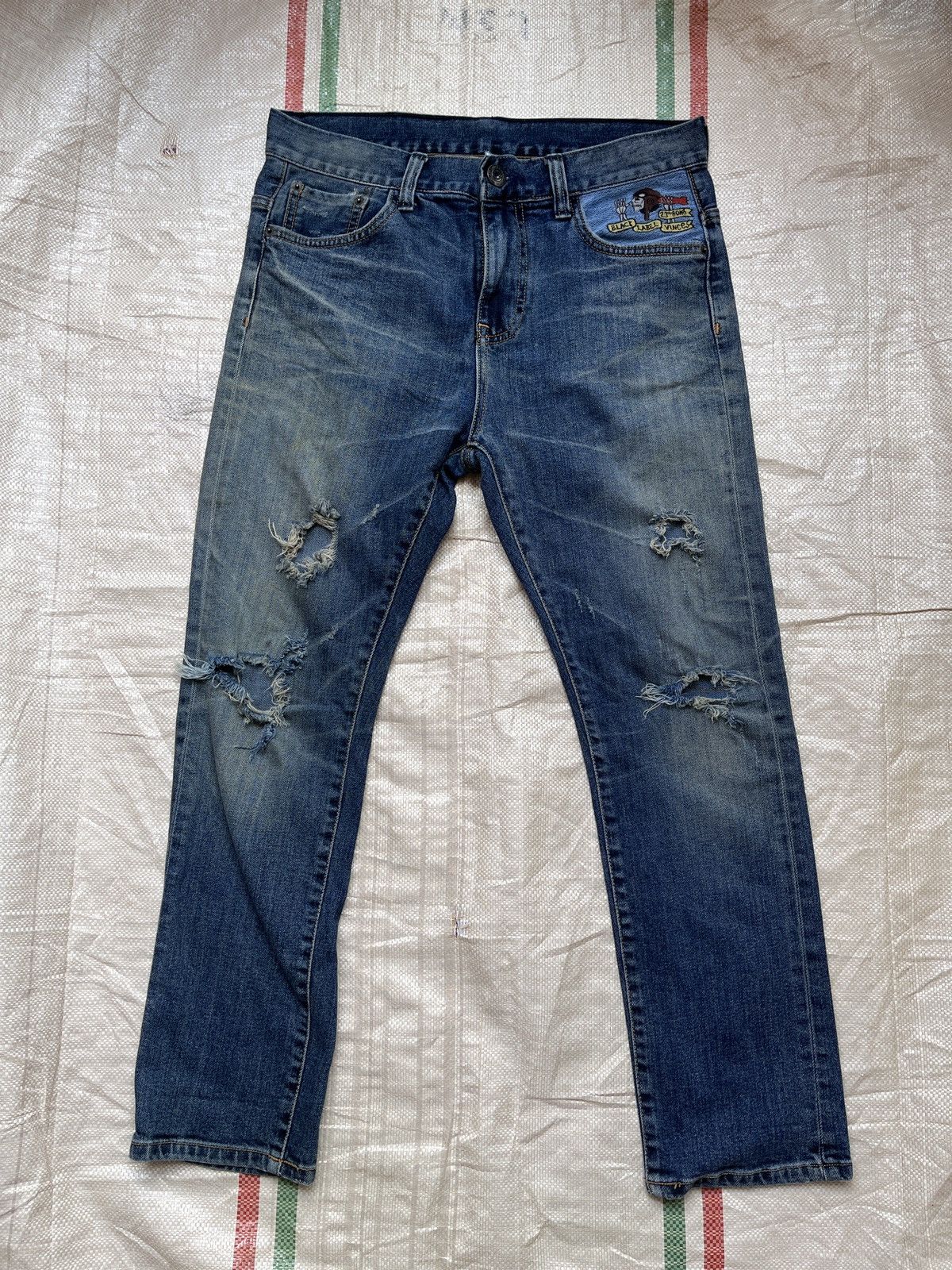 Distressed Denim - Ripped Black Label Denim Jeans With Patches At Pocket - 20