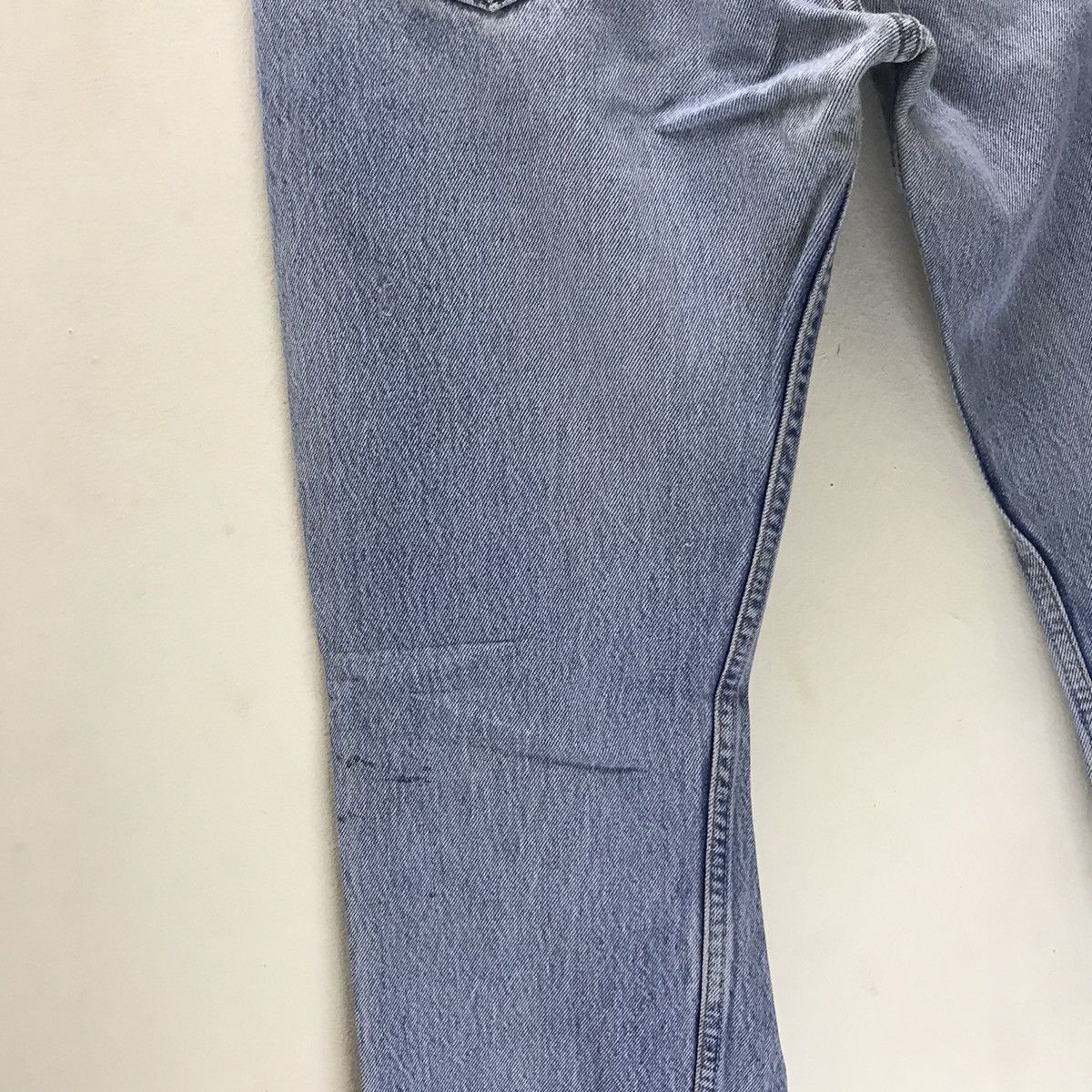 Vintage 90s Levis 501xx Distressed Denim Lightwash Cobain - 14