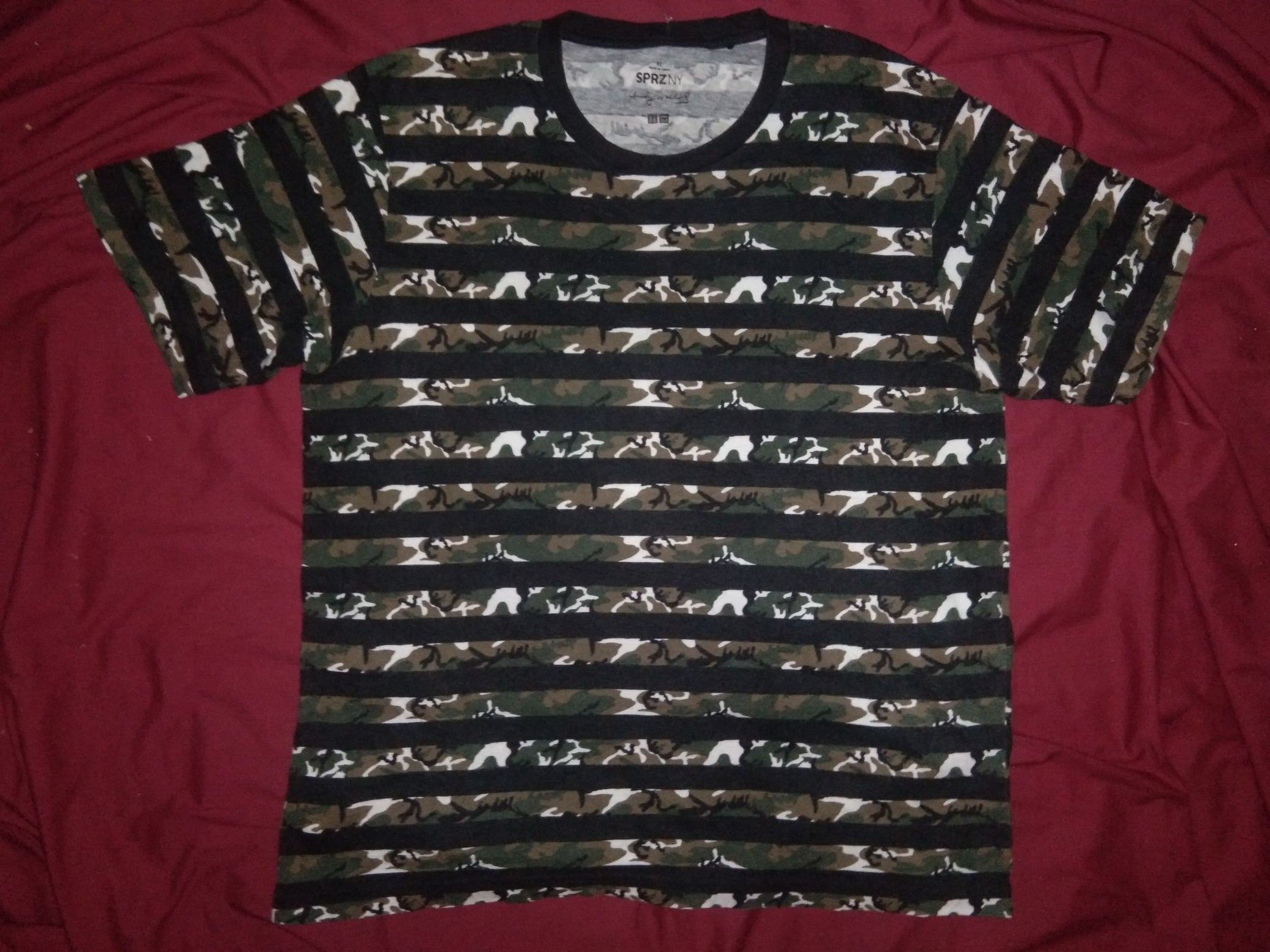 Uniqlo - Andy Warhol Camo Stripe tshirt AOP fullprint pop art - 2