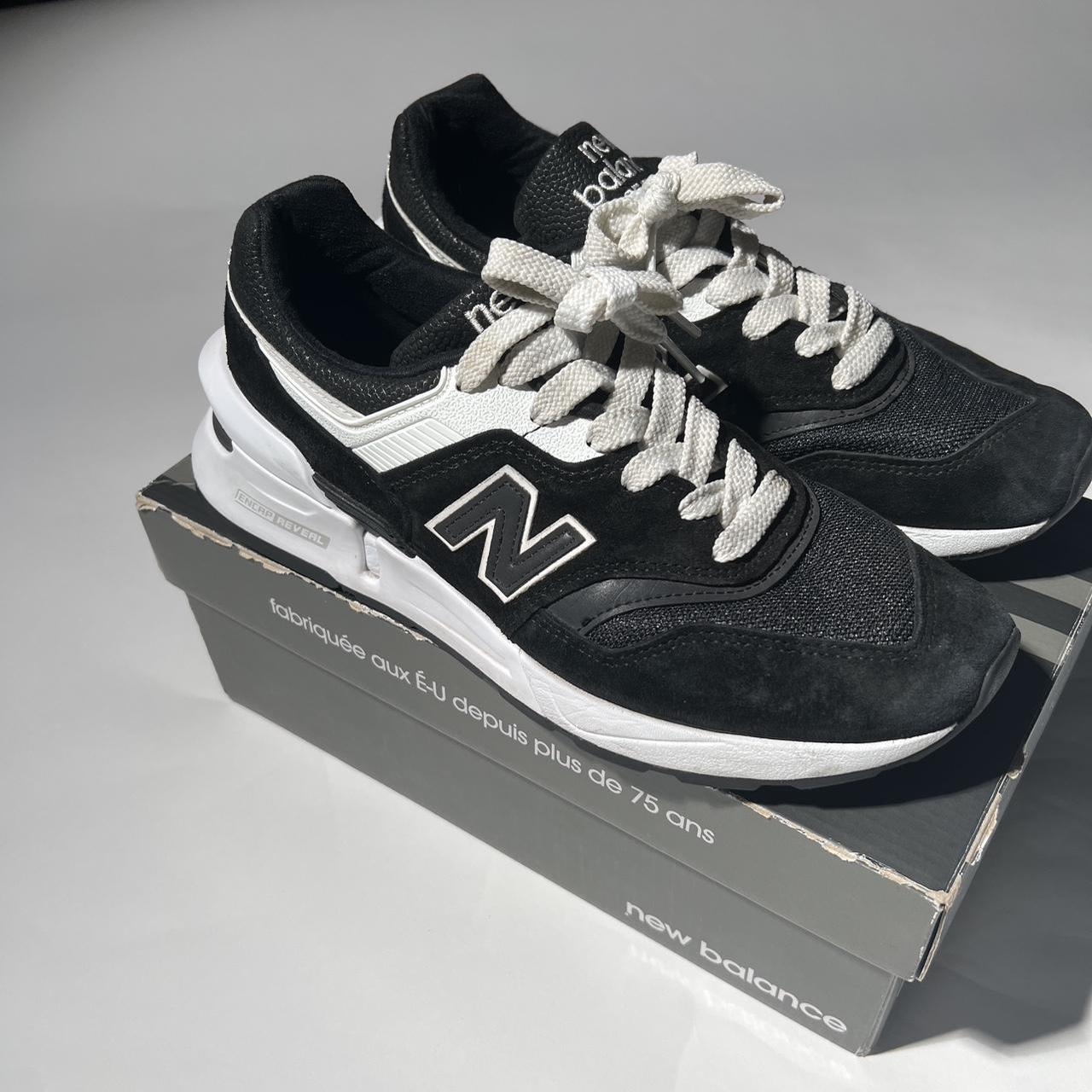 New Balance Men's Black and White Trainers - 1