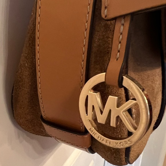 MICHAEL Michael KORS
Romy Large Suede and Leather Messenger Bag - 11