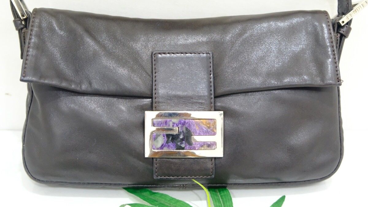 Authentic vintage FENDI BAGUETTE brown leather handbag - 3