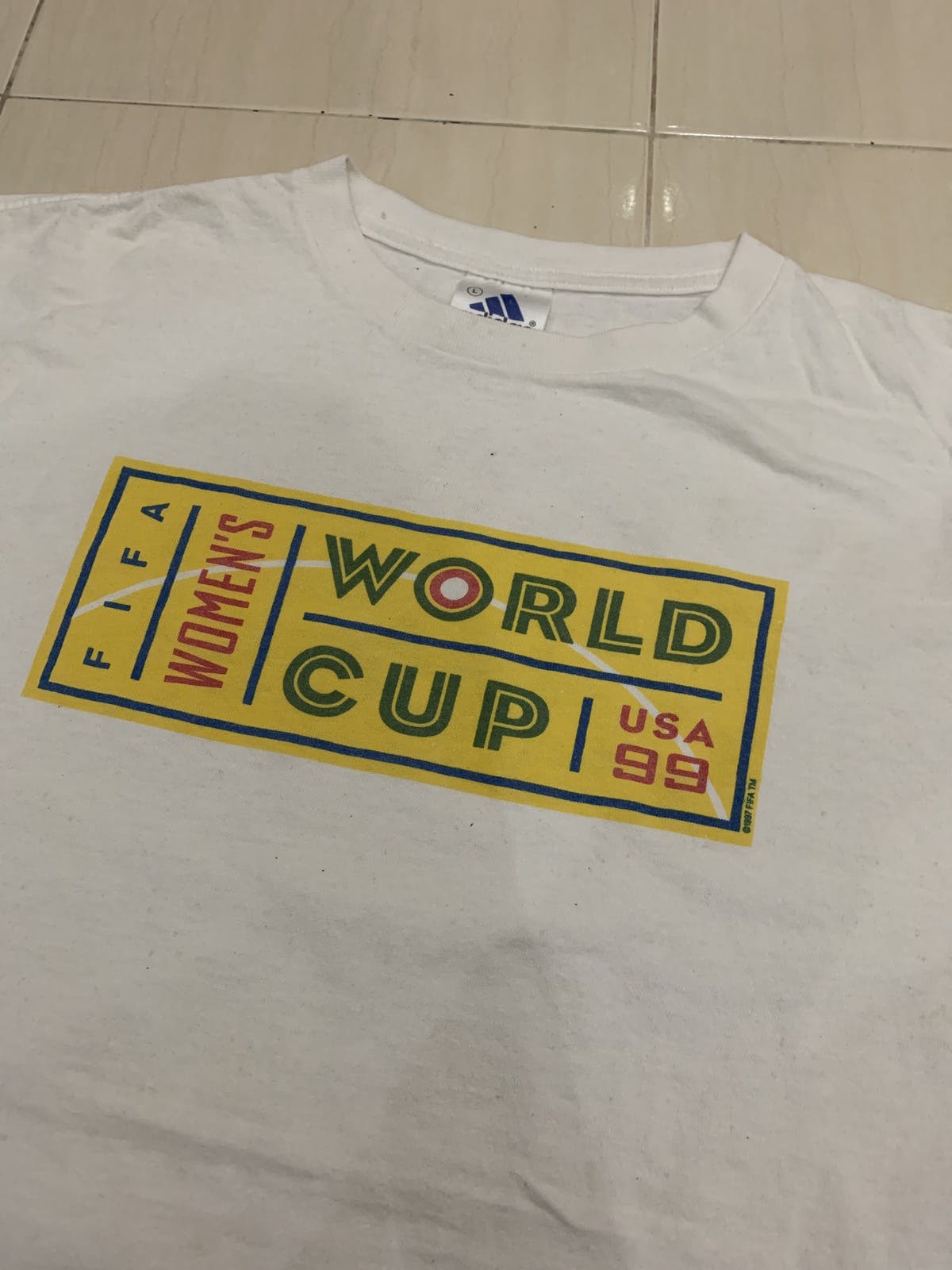 Vintage 1997 Adidas x Fifa Women World Cup - 3