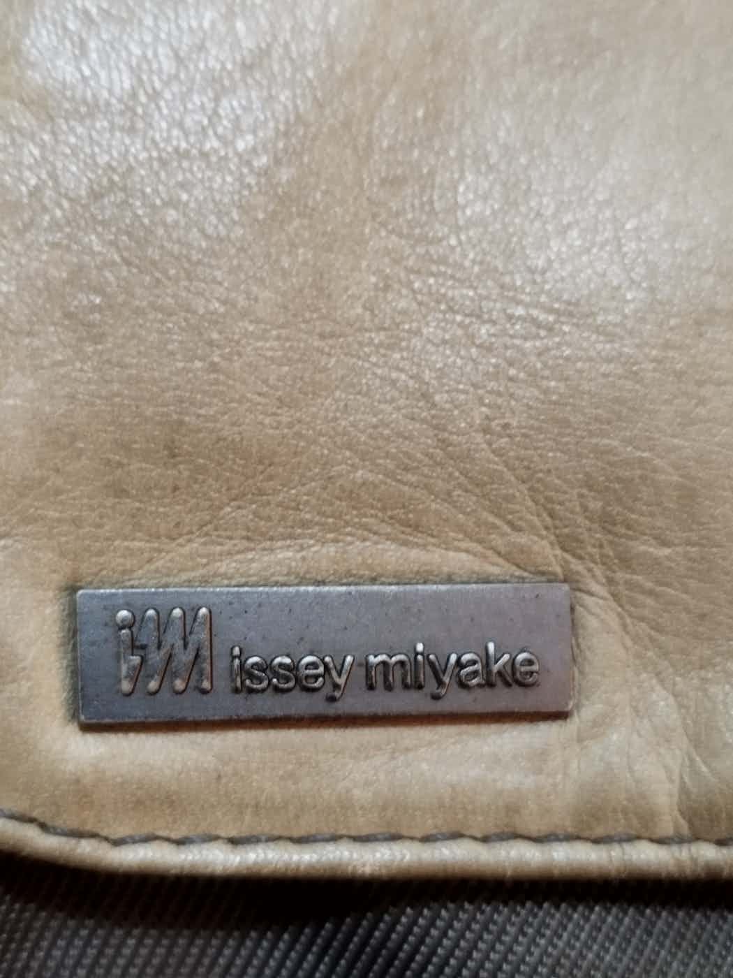 Rare Vintage Isseymiyake cross body bag - 7