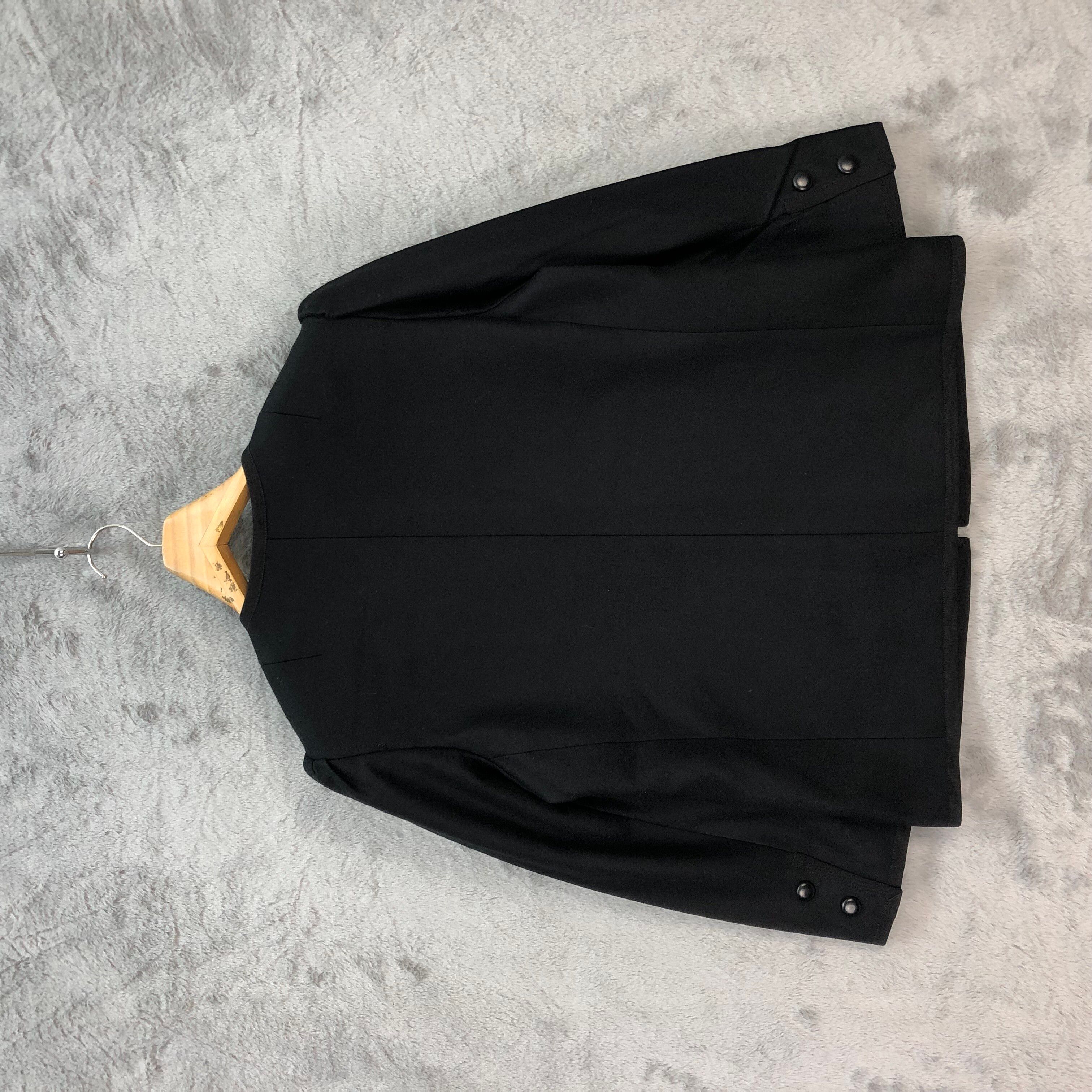 Givenchy Hi-Formal Buttonless Jacket / Cardigan #1037-42 - 10