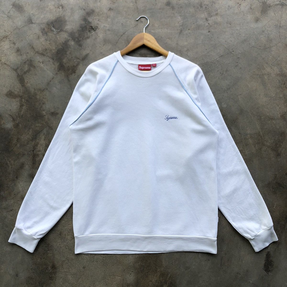 Rare vintage 90’s SUPREME (paper washtag) sweatshirt