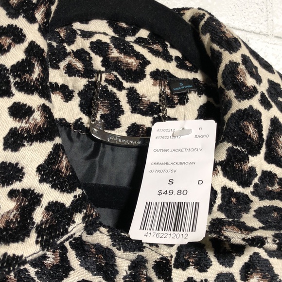 Forever 21 Jacquard Animal Print 3/4 Sleeve Jacket - 4