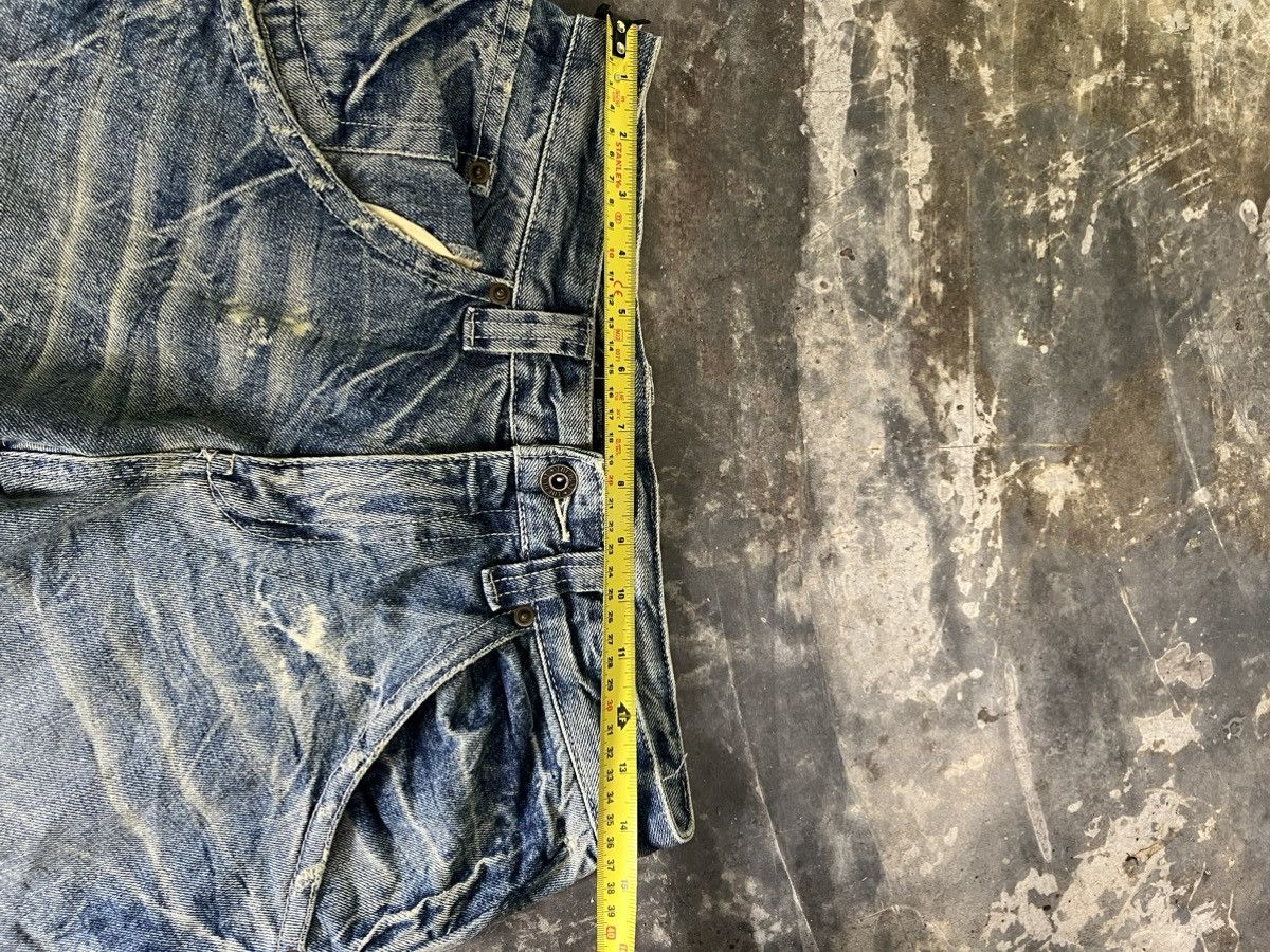 💥Vintage Distressed Banana Cut Denim - 12