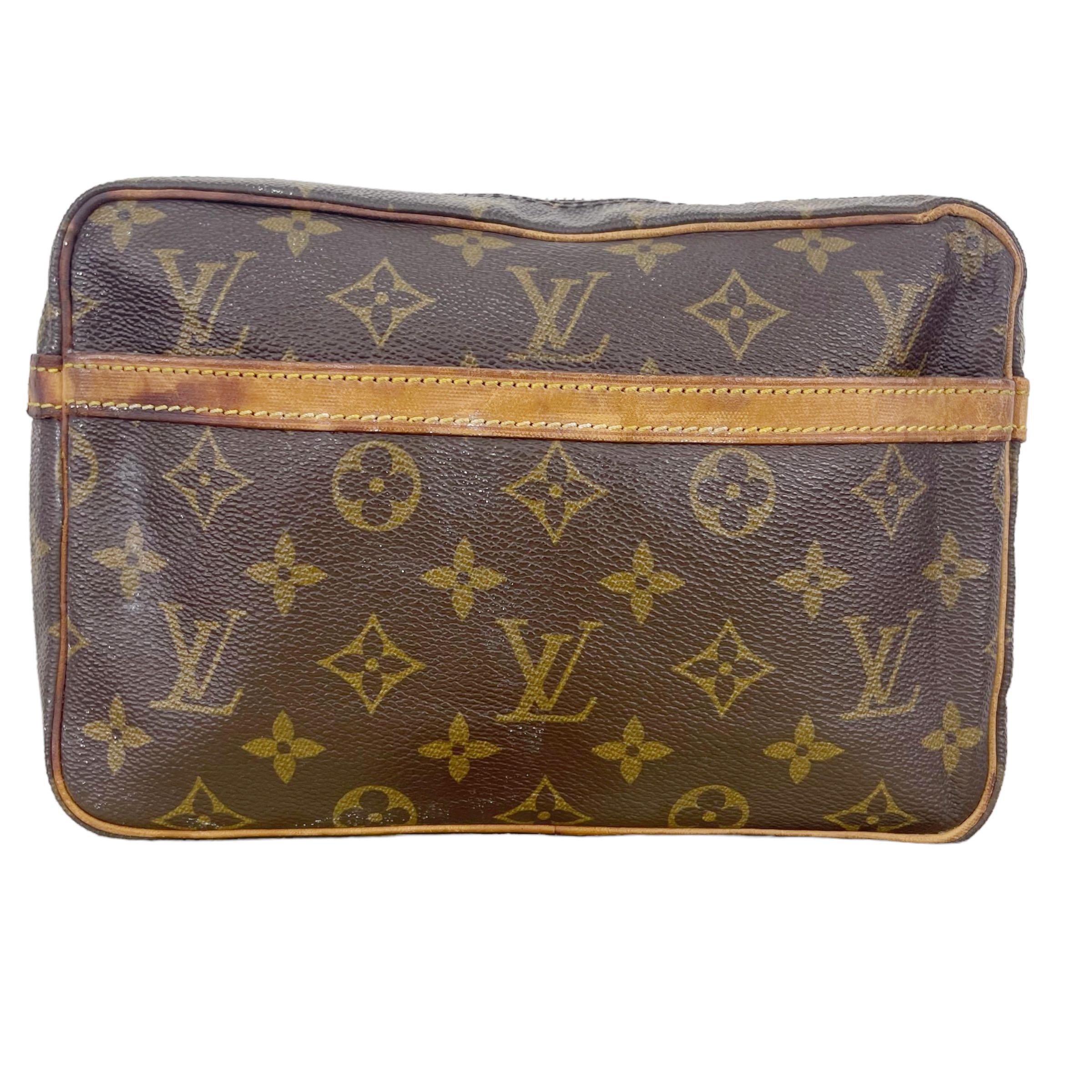 1990 Louis Vuitton Monogram Clutch Bag - 2
