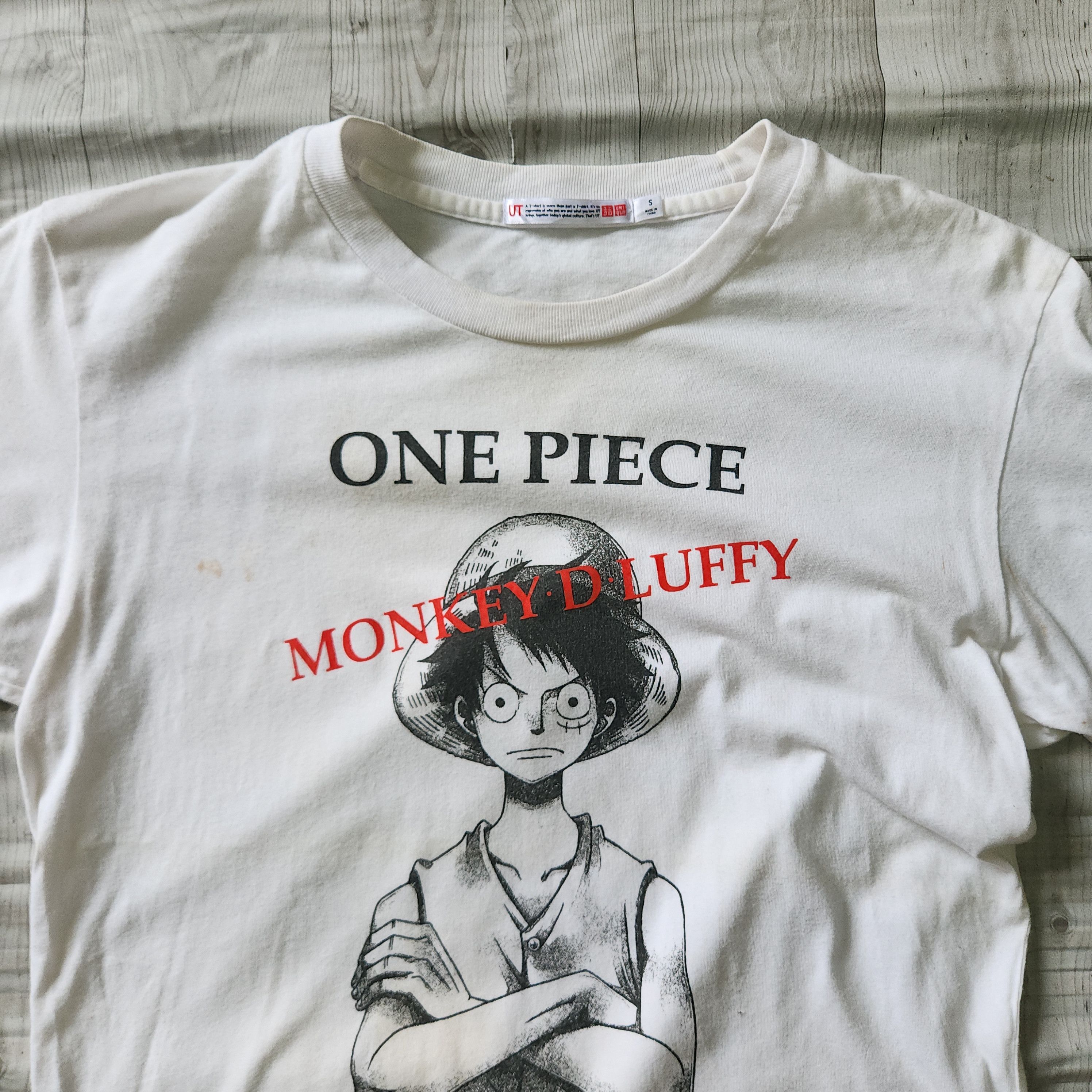 Uniqlo - One Piece Monkey D Luffy Big Printed TShirt - 16