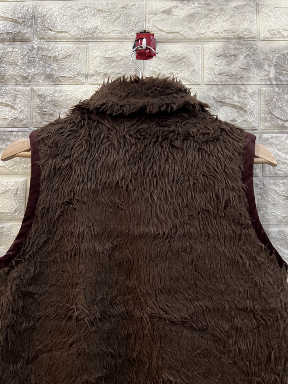 The North Face Cookie Fur Vest - 11