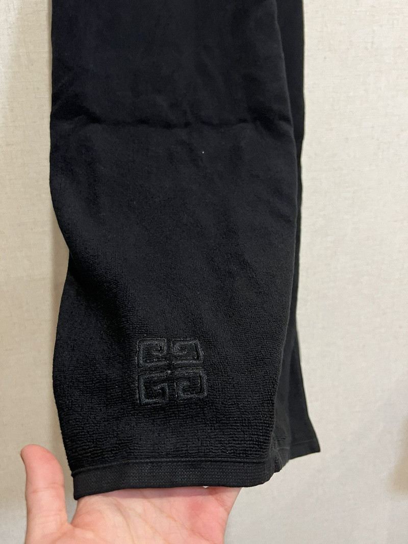 4G logo beach towel vip exclusive - 1