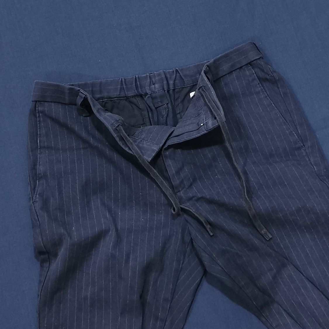 Uniqlo Casual Stripe Style Pants - 3